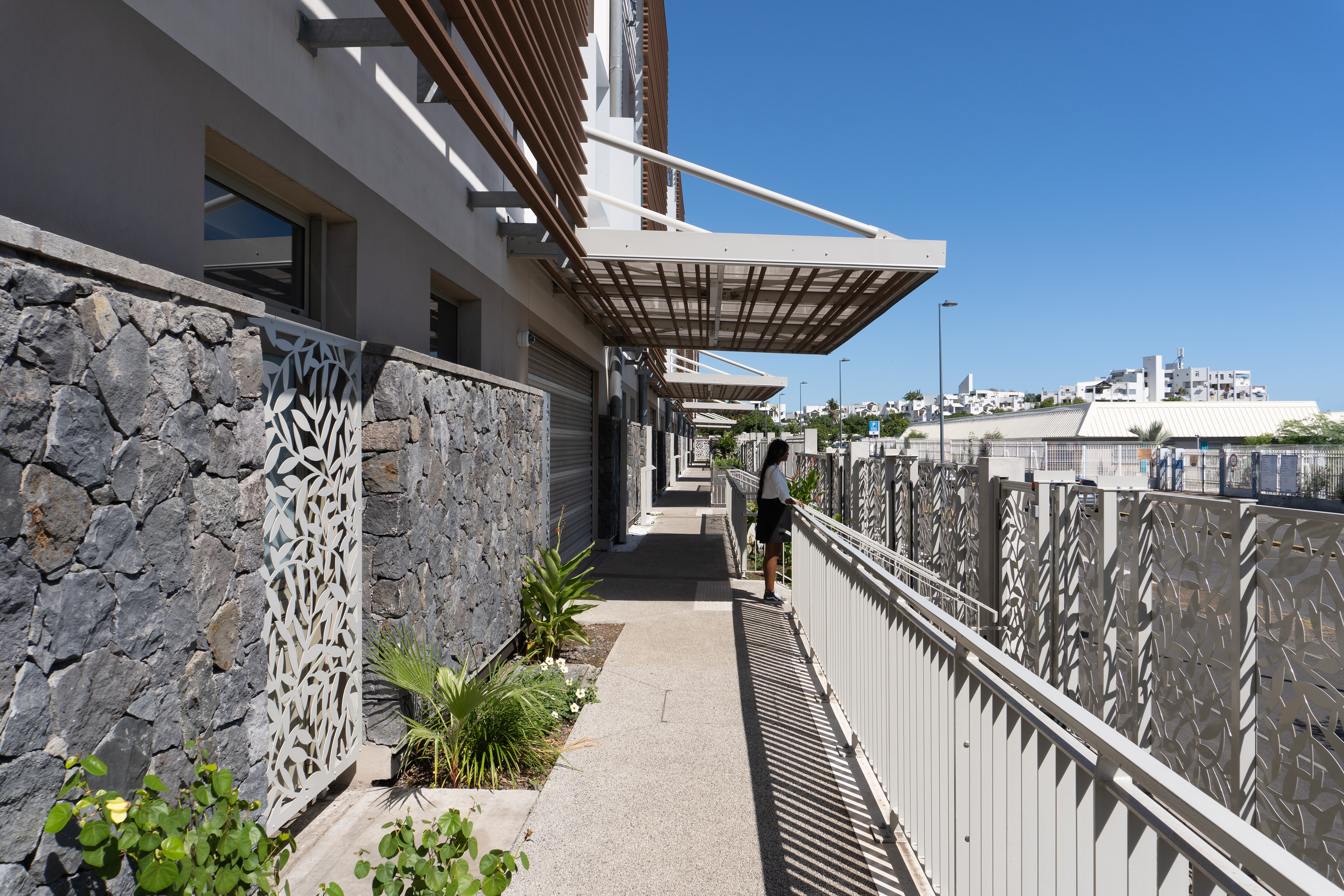Photographie architecture tropicale  réunion clinique orchidée port urban