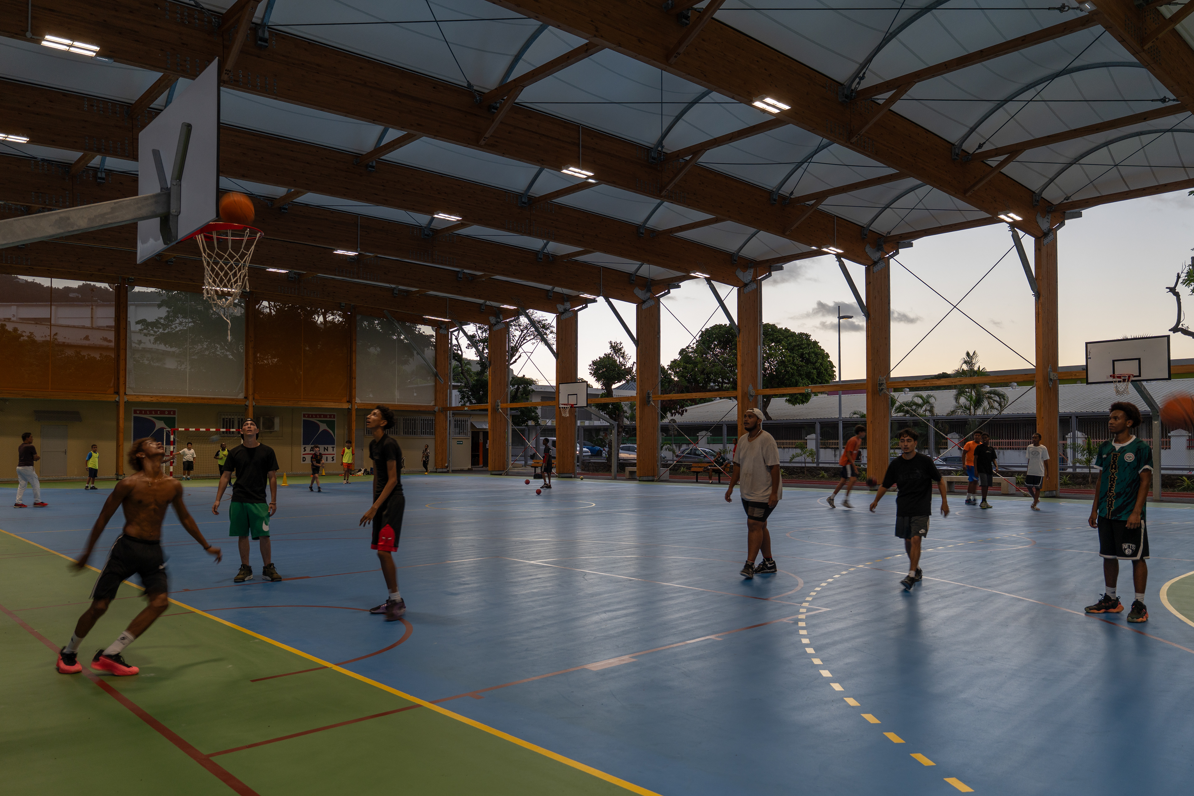 Photographie architecture réunion 974 équipement plateau sportif Joinville luderce spencer saint-denis Sparton 