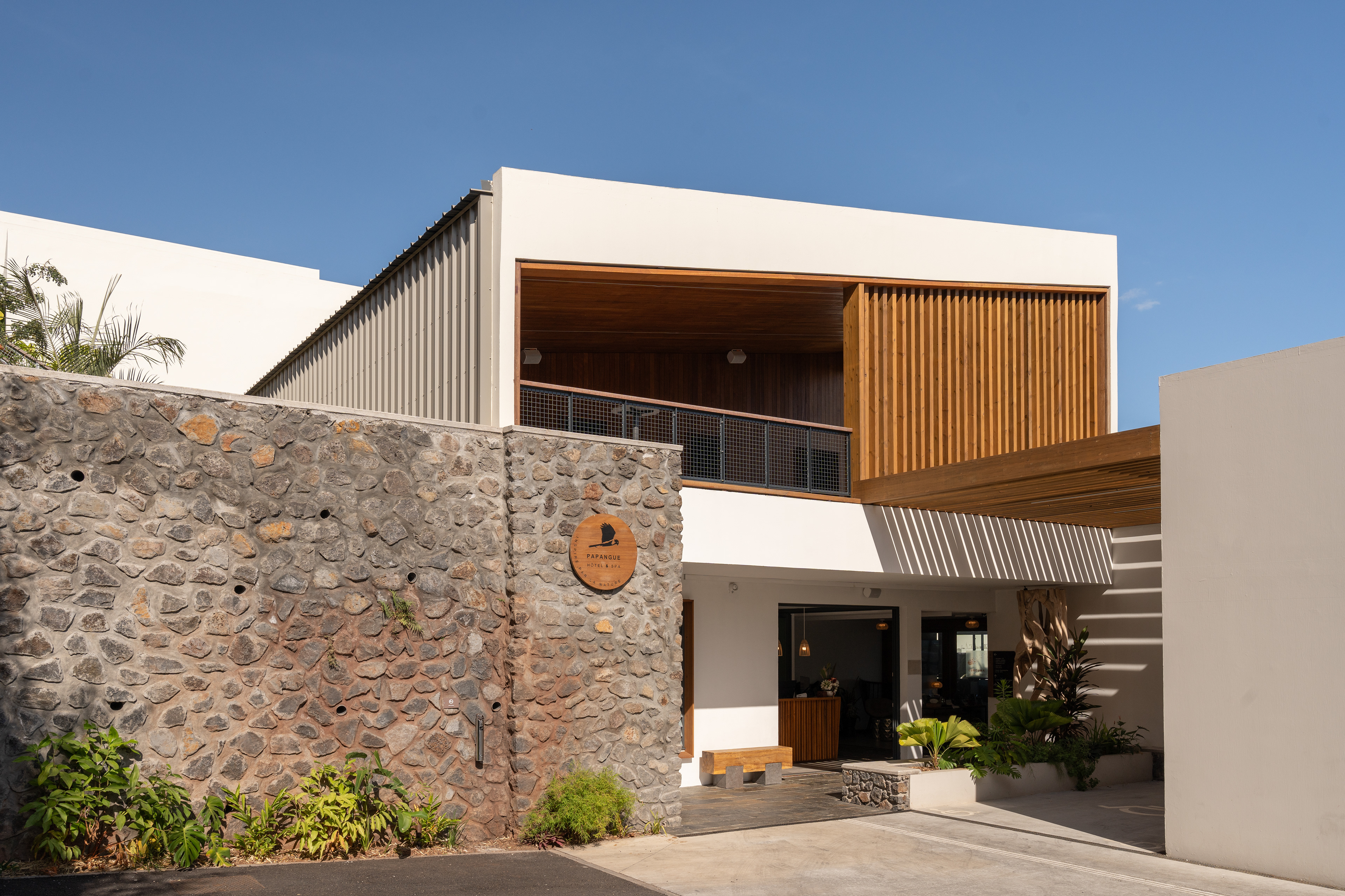 Photographie architecture tropicale réunion 974 Lotek Papangue hotel spa tourisme