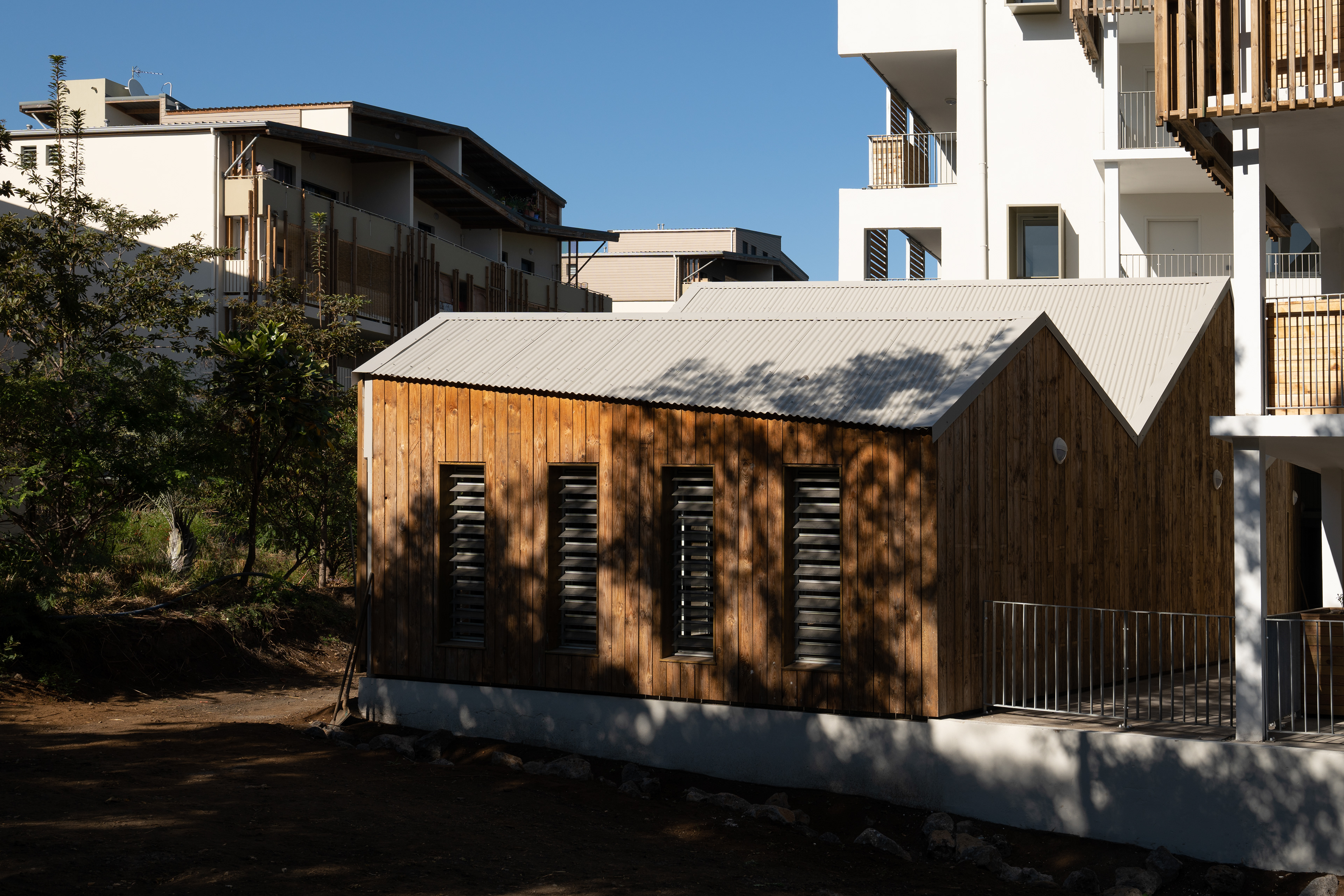 Photographie architecture tropicale réunion 974 semader TT tipolka résidence senior coeurdeville possession