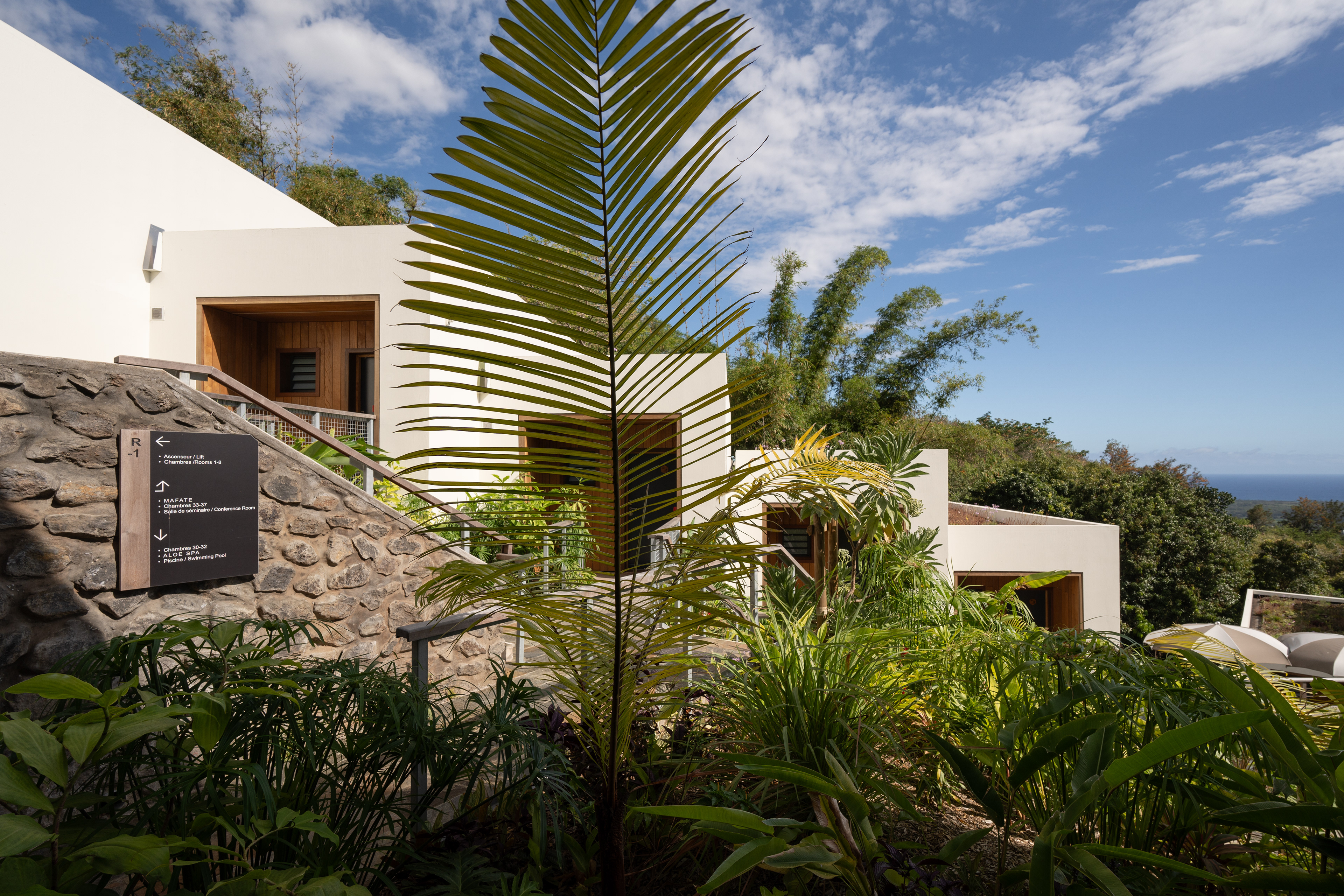 Photographie architecture tropicale réunion 974 Lotek Papangue hotel spa tourisme