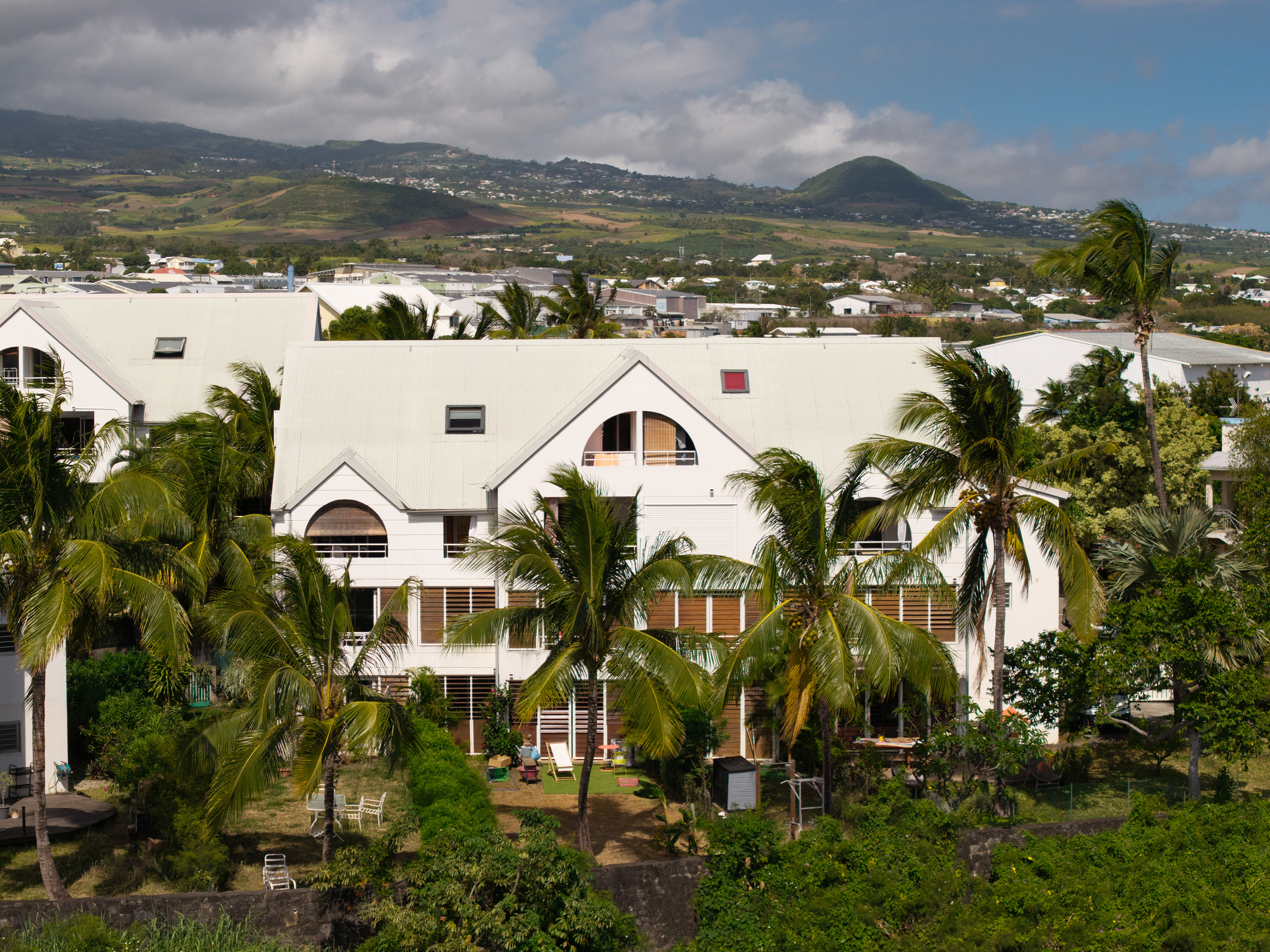 Photographie architecture tropicale réunion 974 Fianu saintpierre tennis