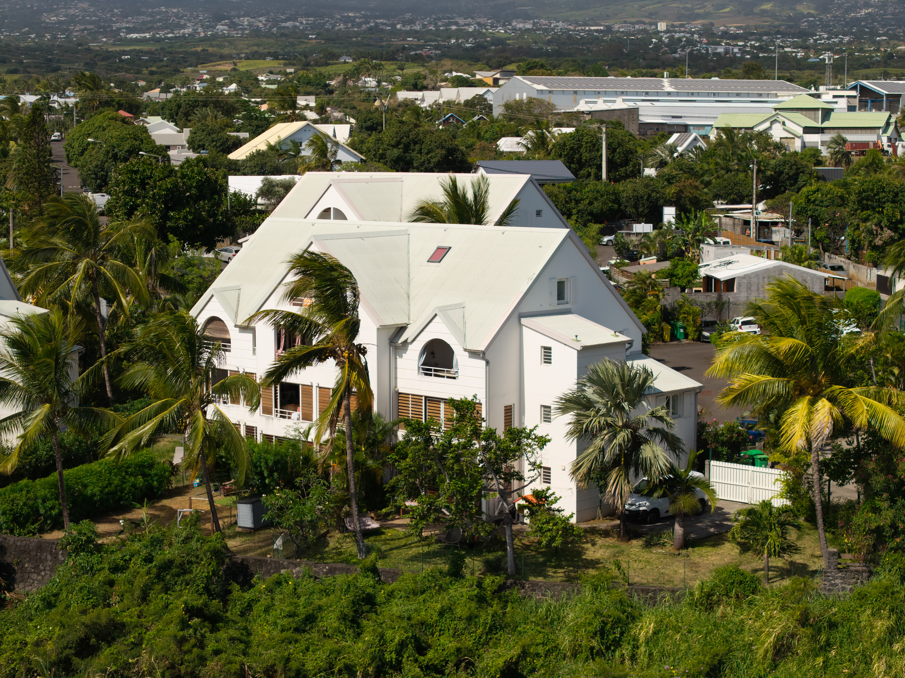 Photographie architecture tropicale réunion 974 Fianu saintpierre tennis