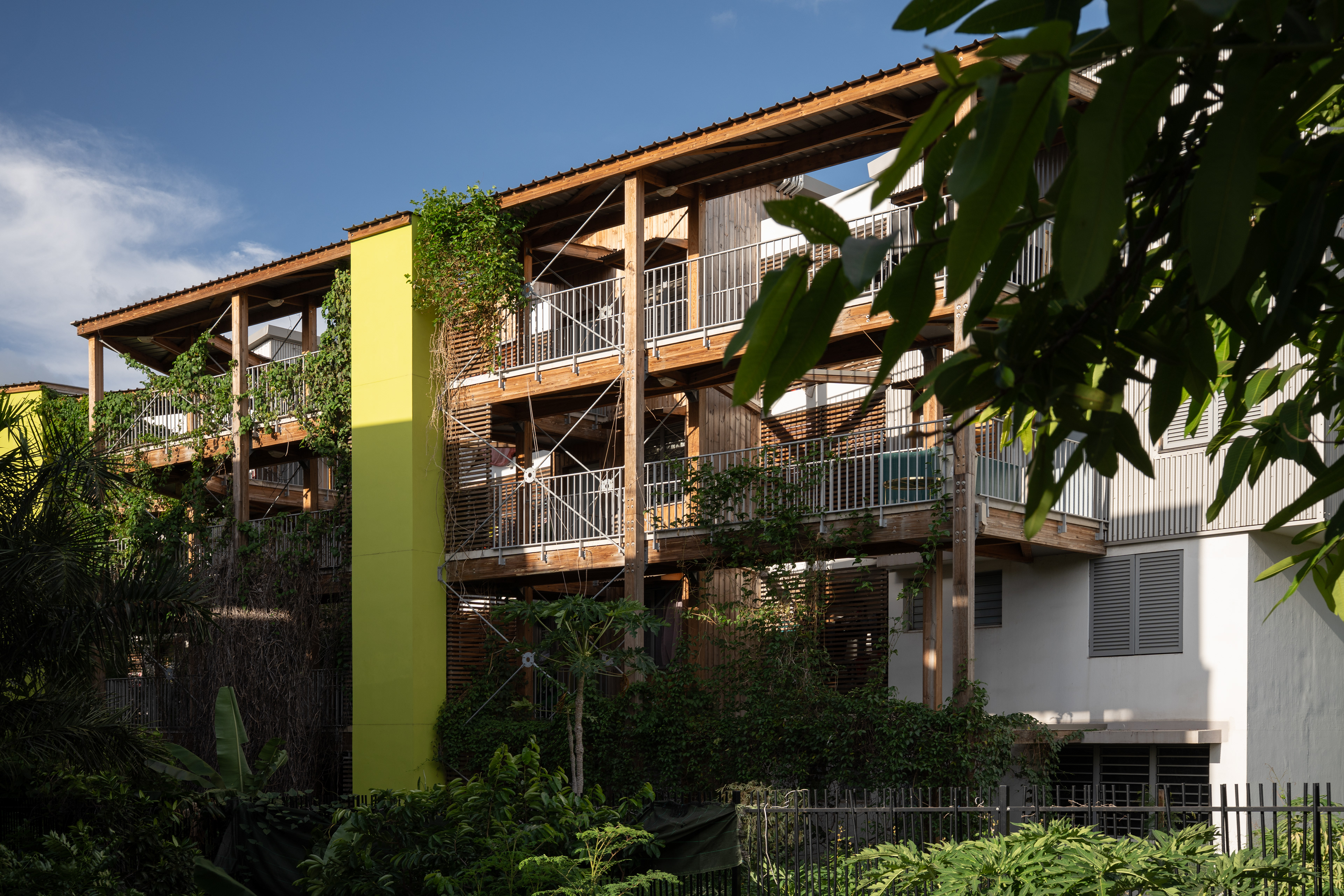 Photographie architecture réunion 974 RESIDENCE LES MAHOTS SEMADER CO-ARCHITECTES LEPORT