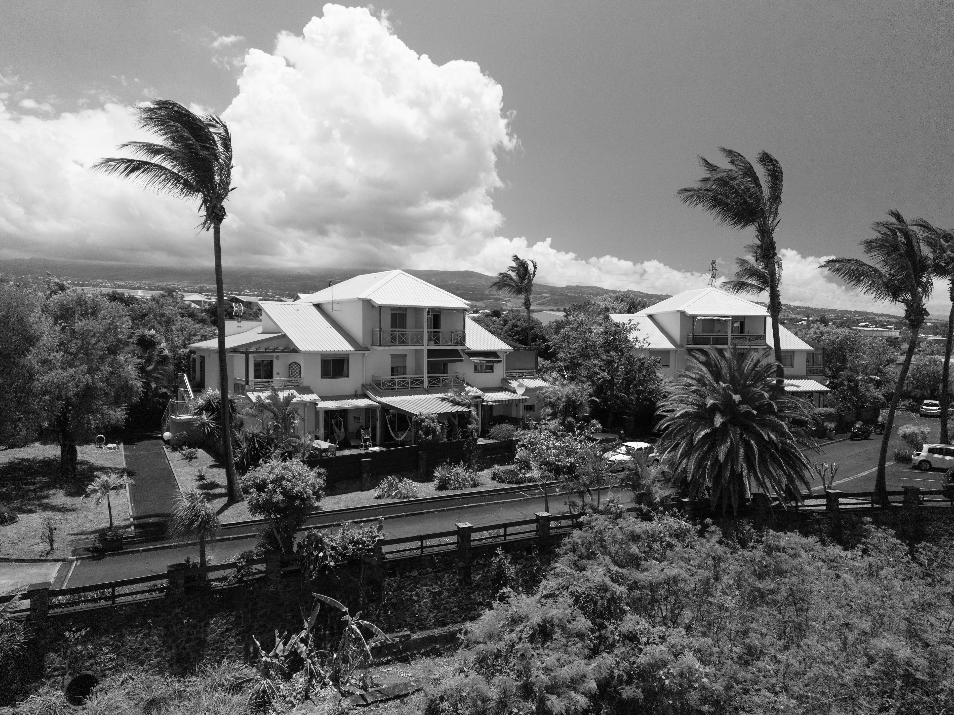 Photographie architecture tropicale réunion 974 Fianu saint-pierre tennis