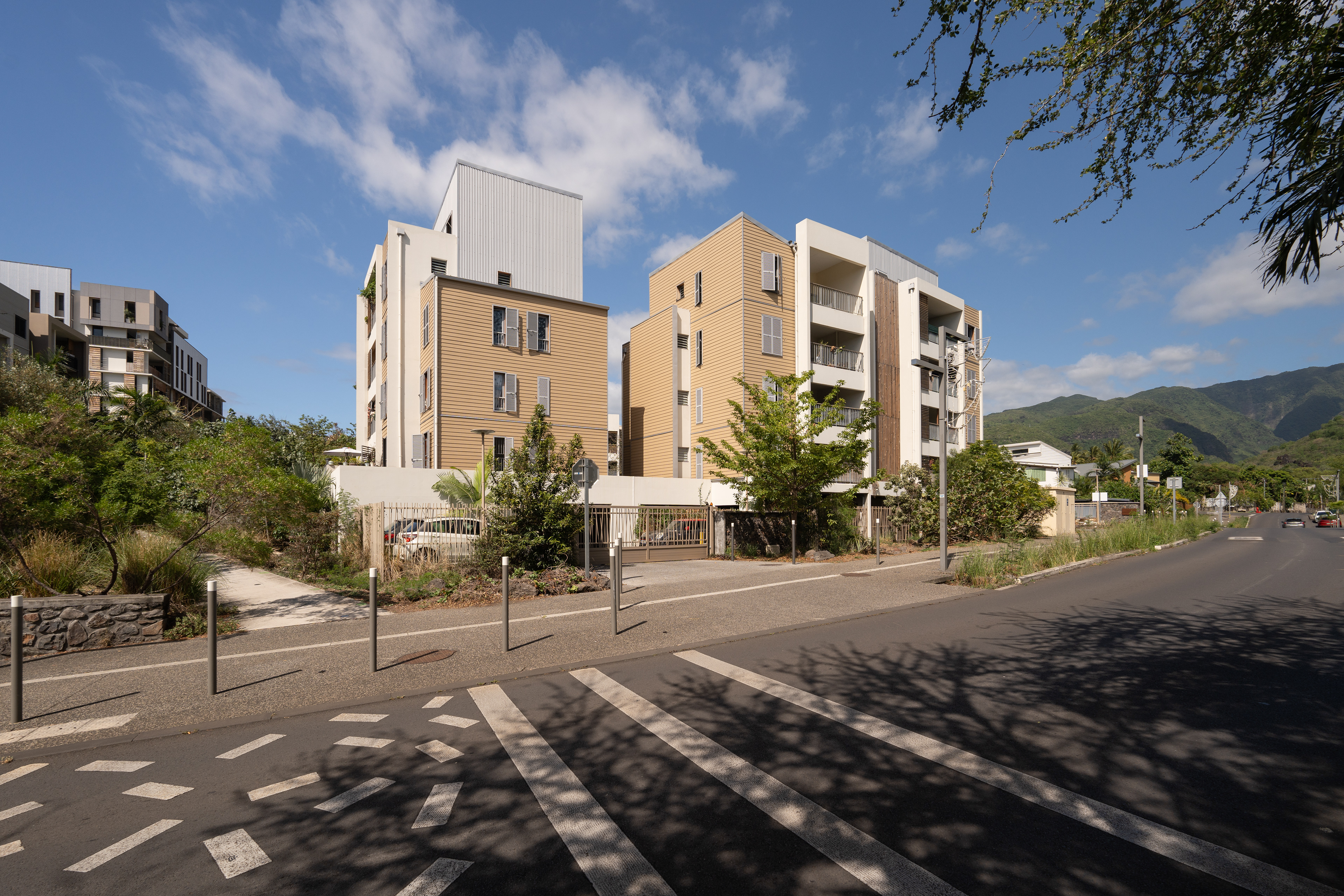 Photographie architecture réunion 974 lotek logement résidence filaos coeurdeville possession