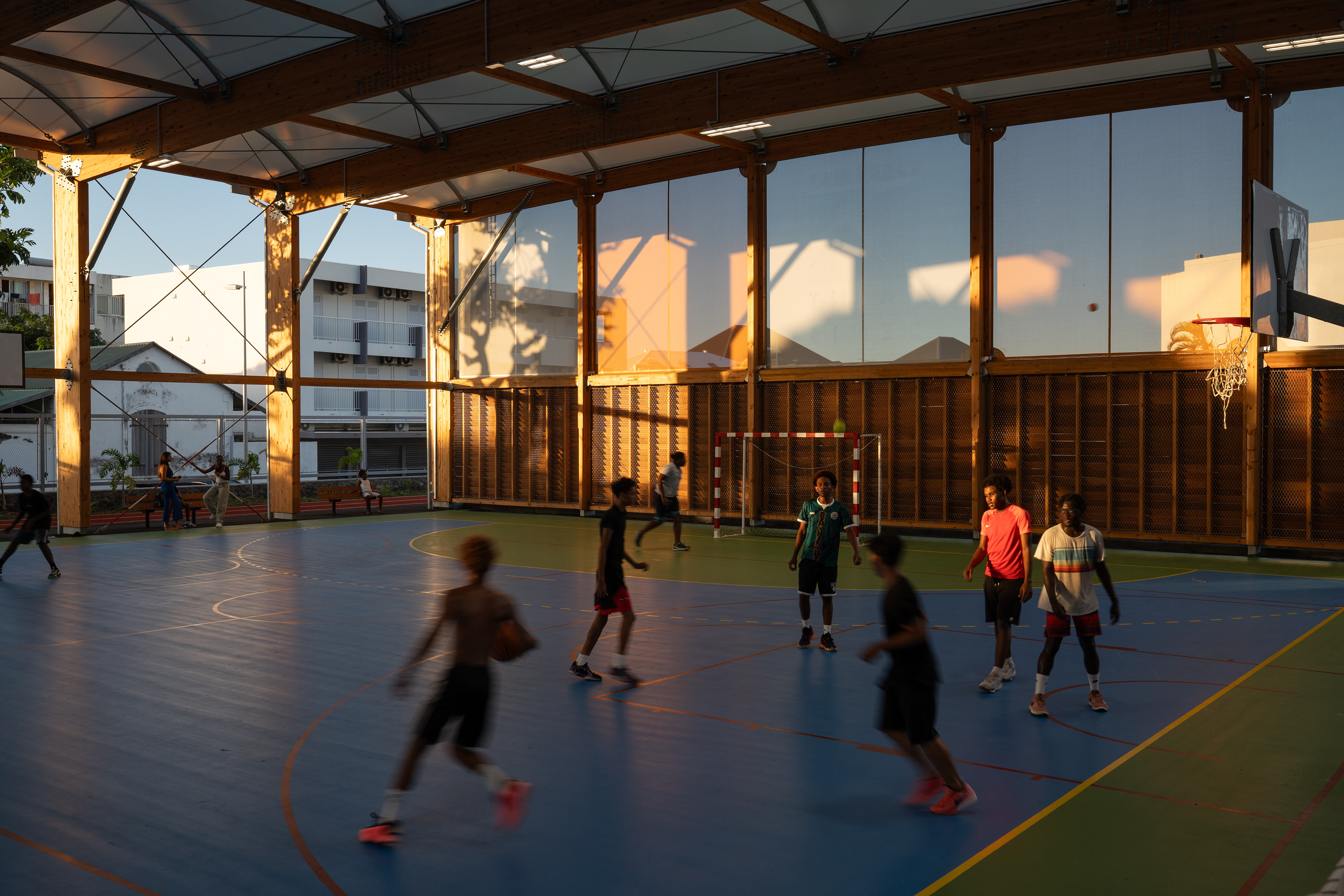 Photographie architecture réunion 974 équipement plateau sportif Joinville luderce spencer saint-denis Sparton 