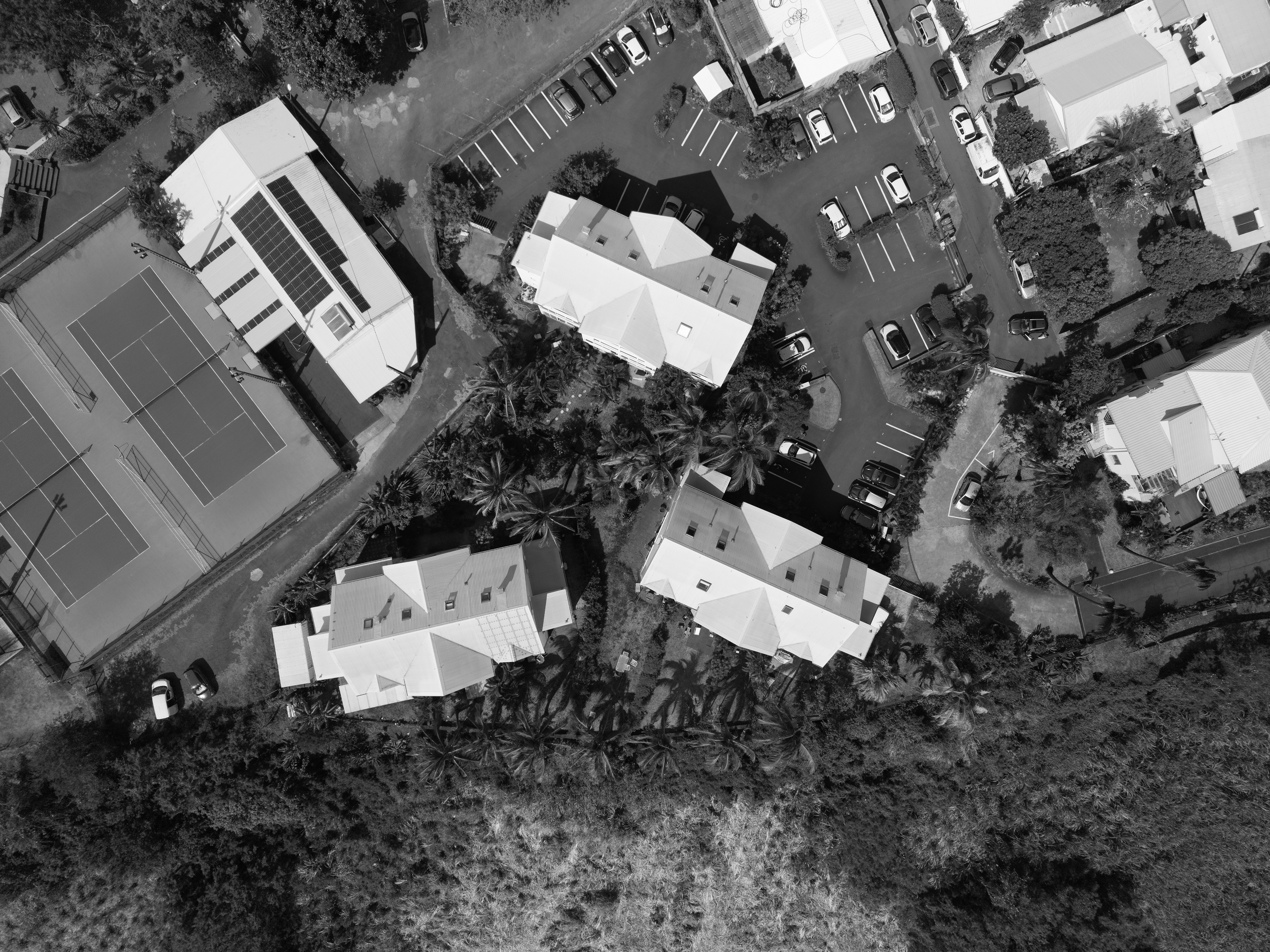 Photographie architecture tropicale réunion 974 Fianu saintpierre tennis