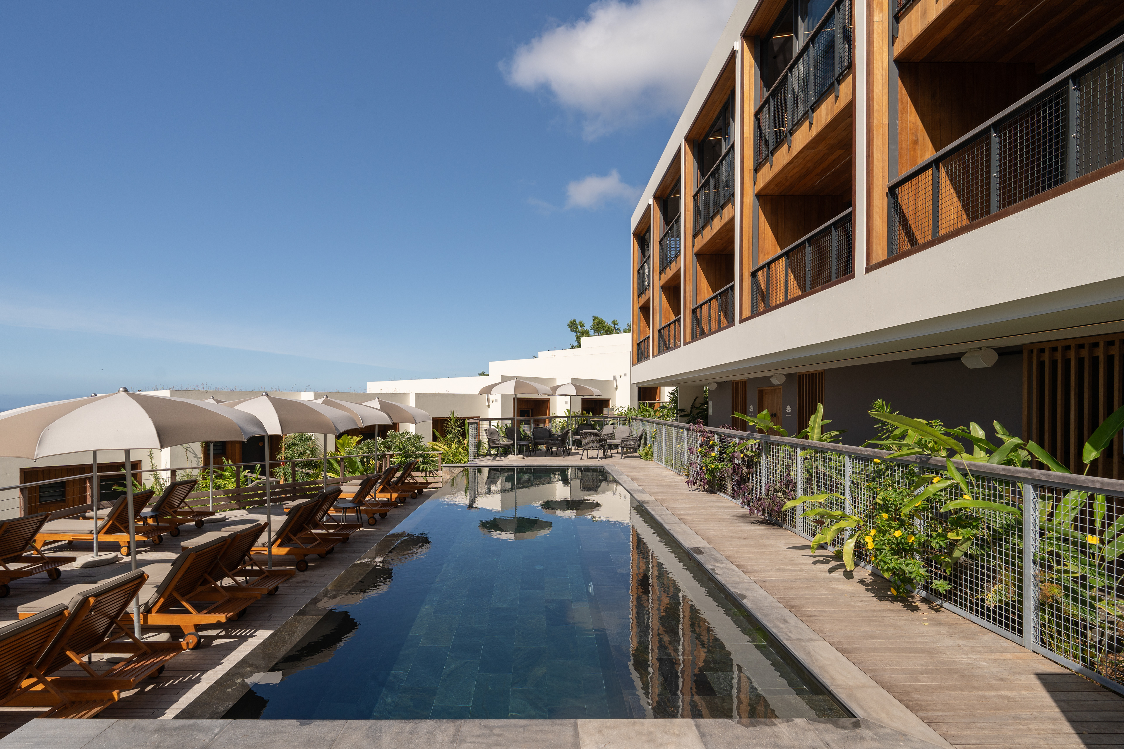 Photographie architecture tropicale réunion 974 Lotek Papangue hotel spa tourisme