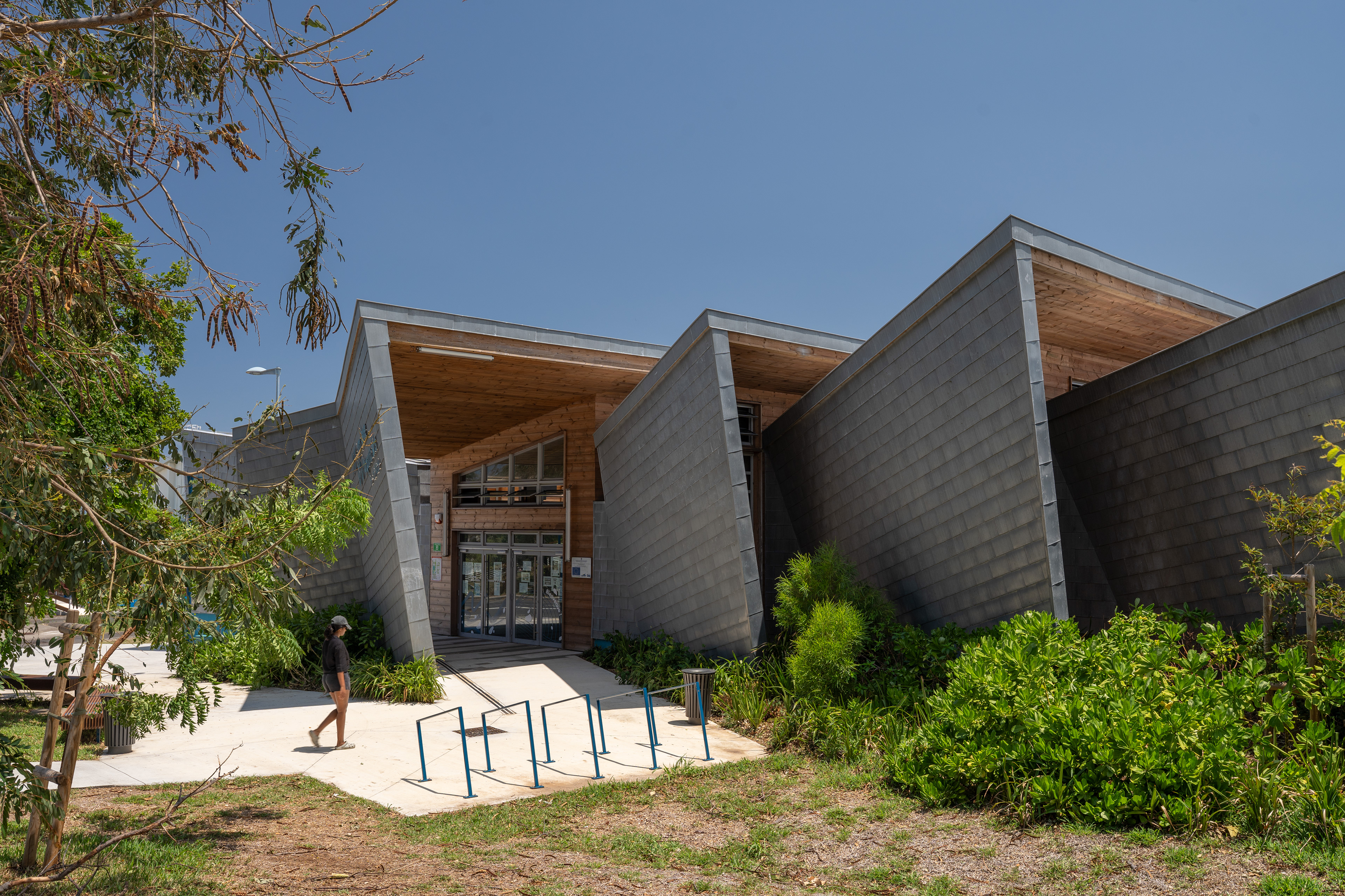 Photographie architecture réunion 974 Co-architectes saint-pierre piscine Francis Nicole Aqualoisirs