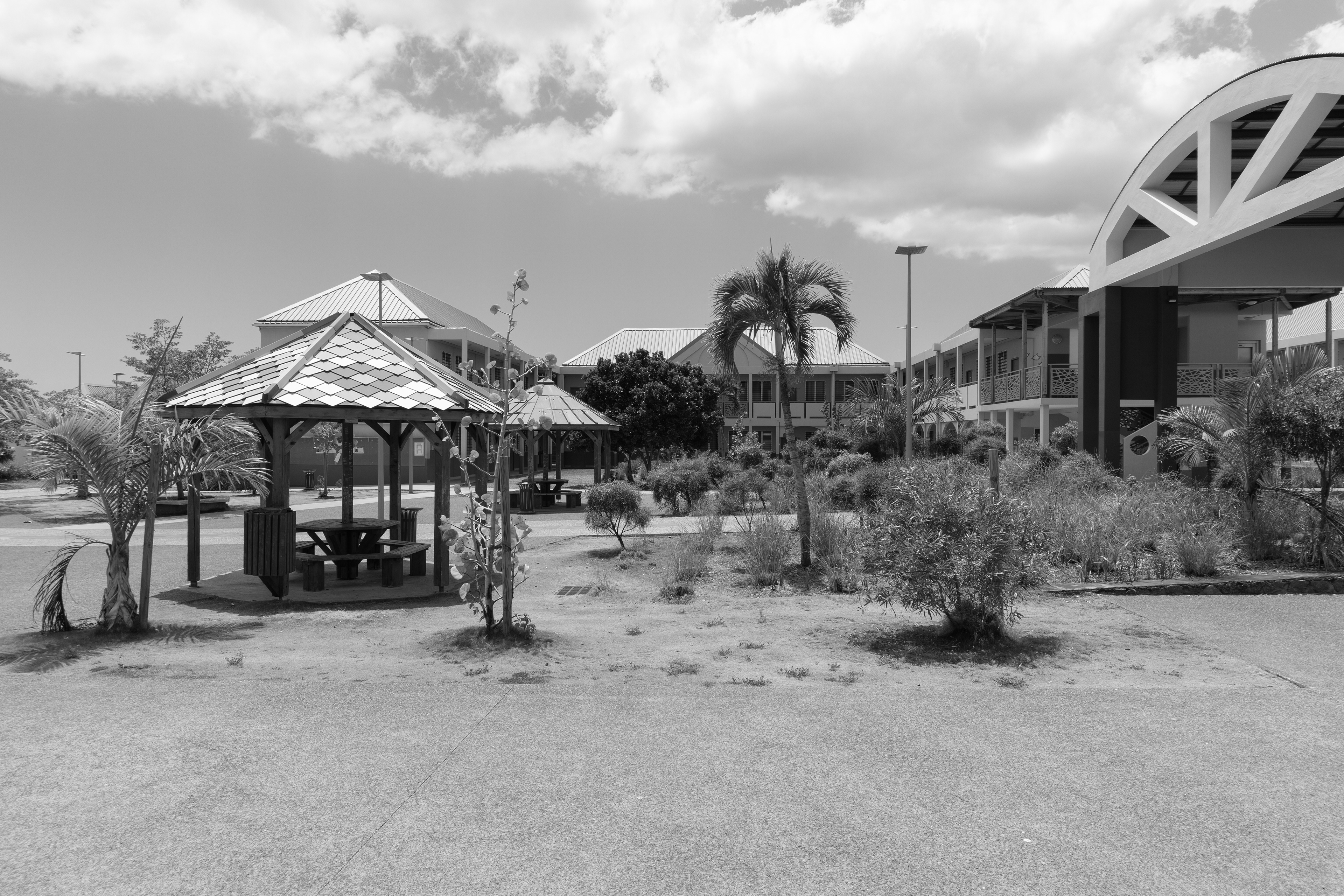 Photographie architecture tropicale réunion 974 Fianu report lycee jean hinglo