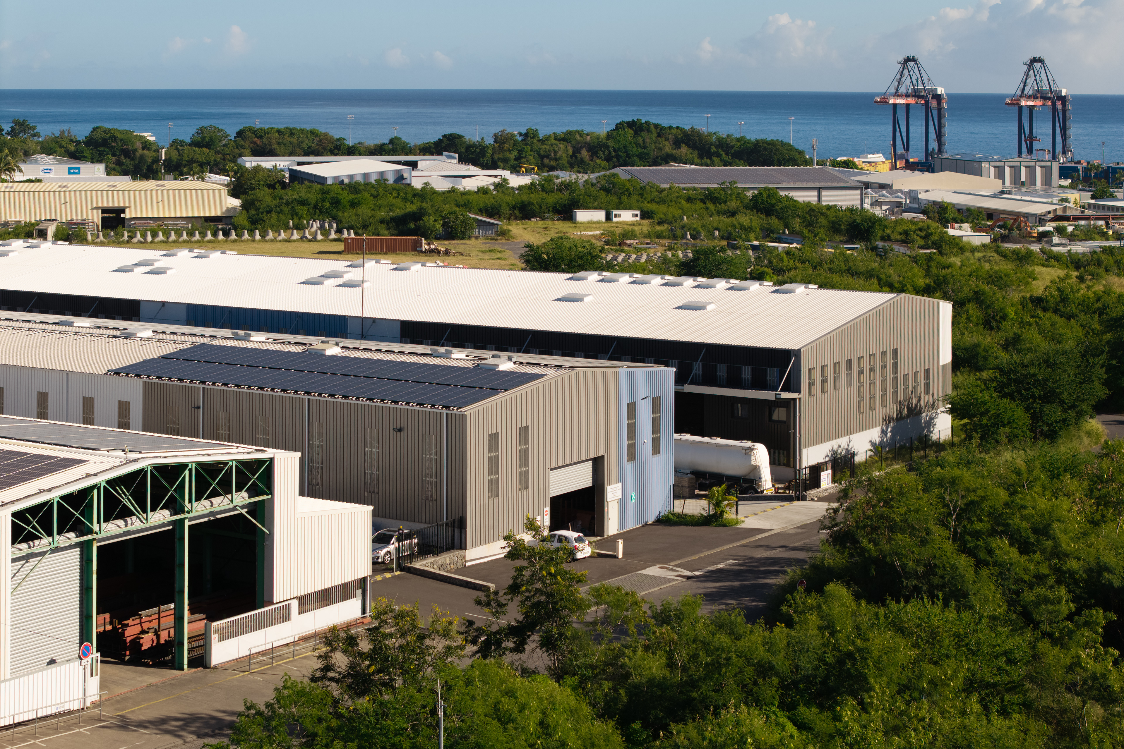 Photographie architecture réunion 974 CMOI ROCM construction métallique Ocean Indien LEPORT