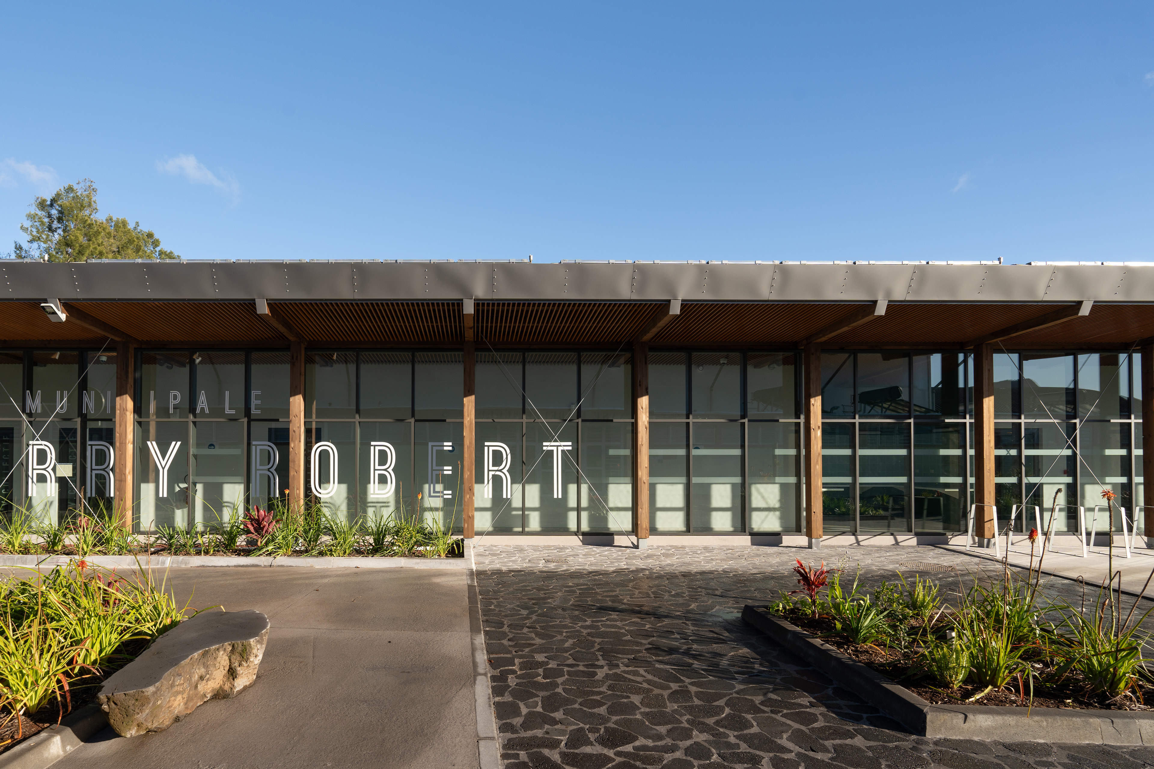 Photographie architecture paysage réunion 974 lab ilet du centre plaine palmistes piscine couverte