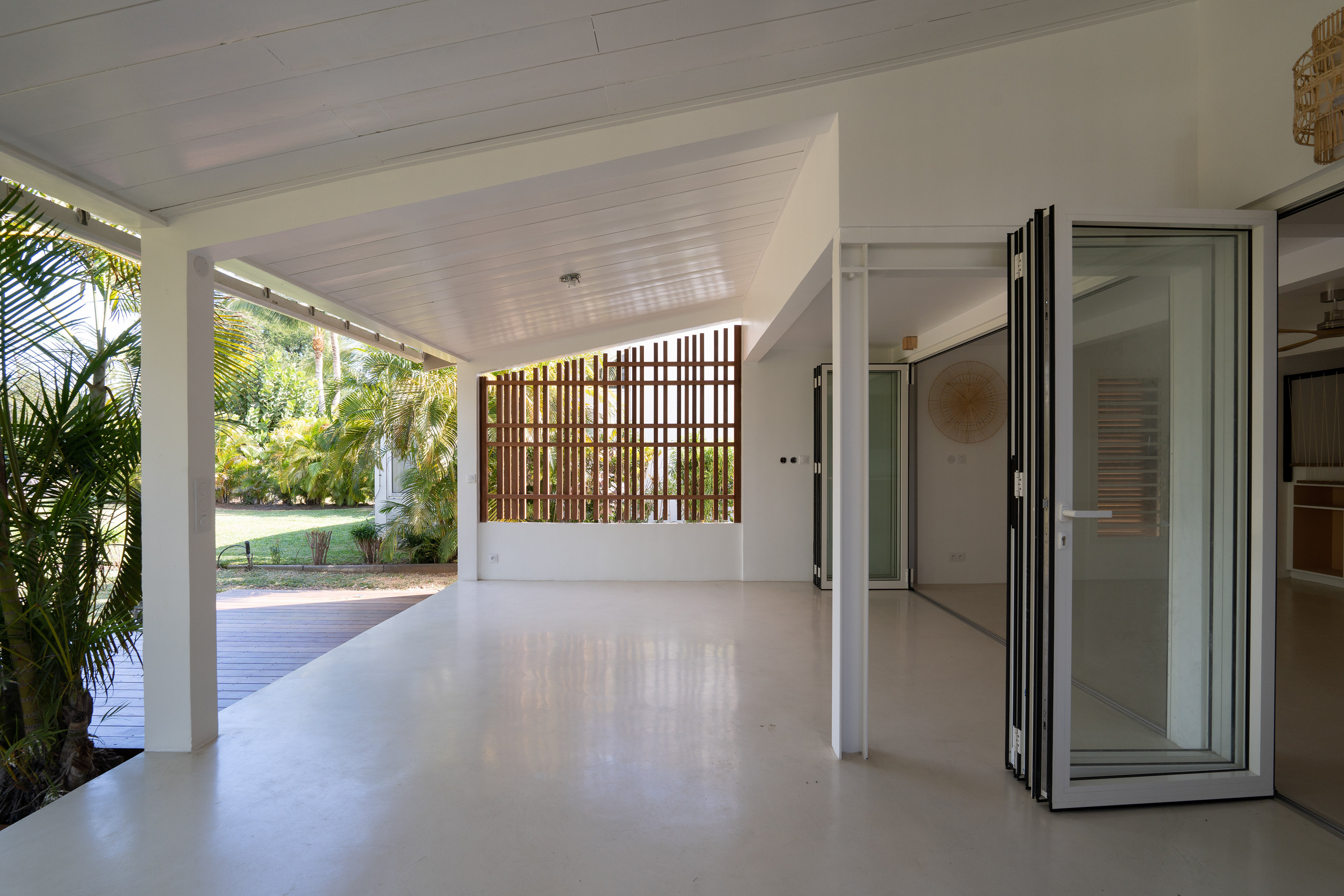 Photographie architecture tropicale réunion 974 TT maison airbnb immobilier