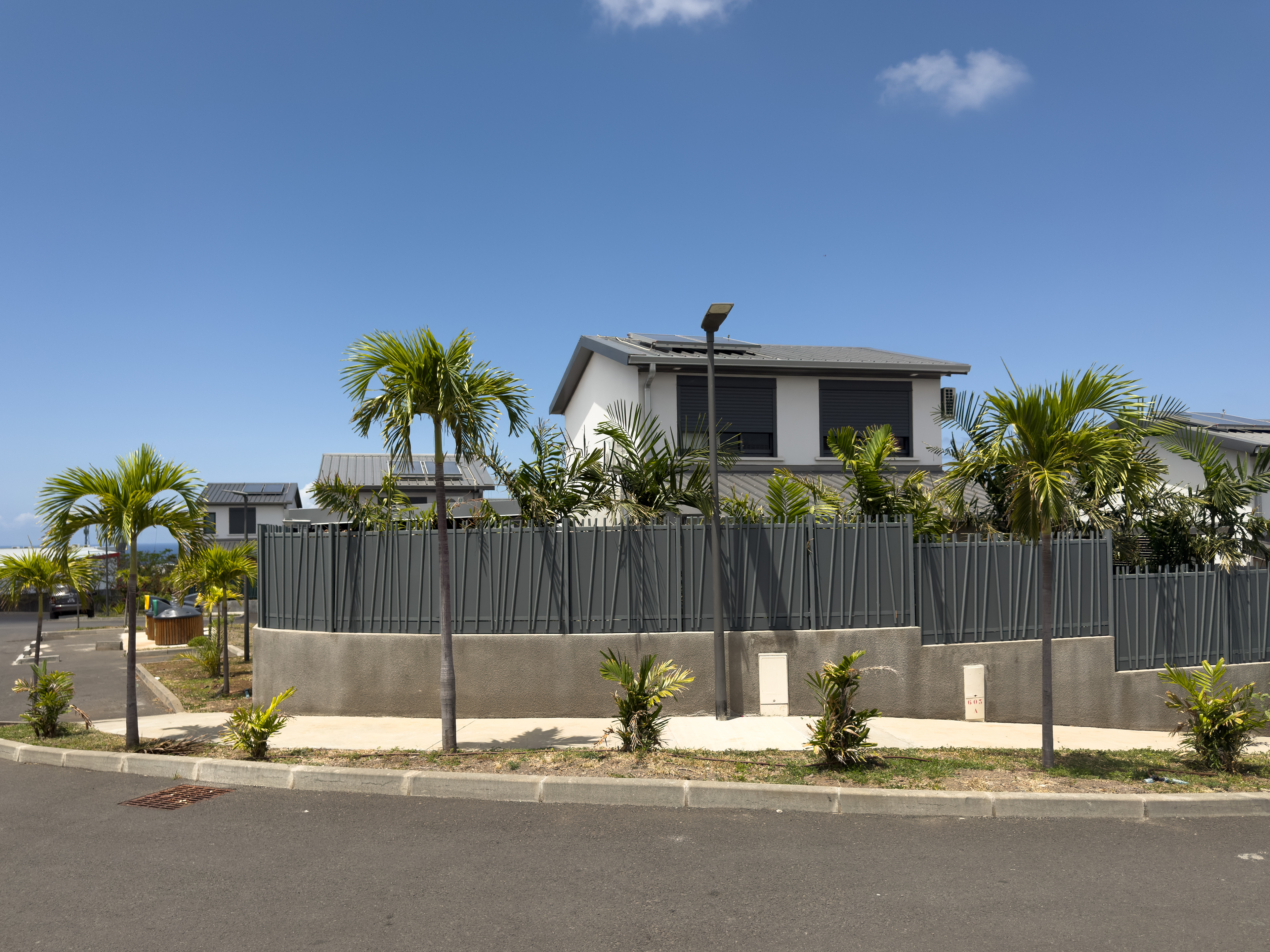 Photographie architecture tropicale réunion 974 Fianu lotissement saint-pierre