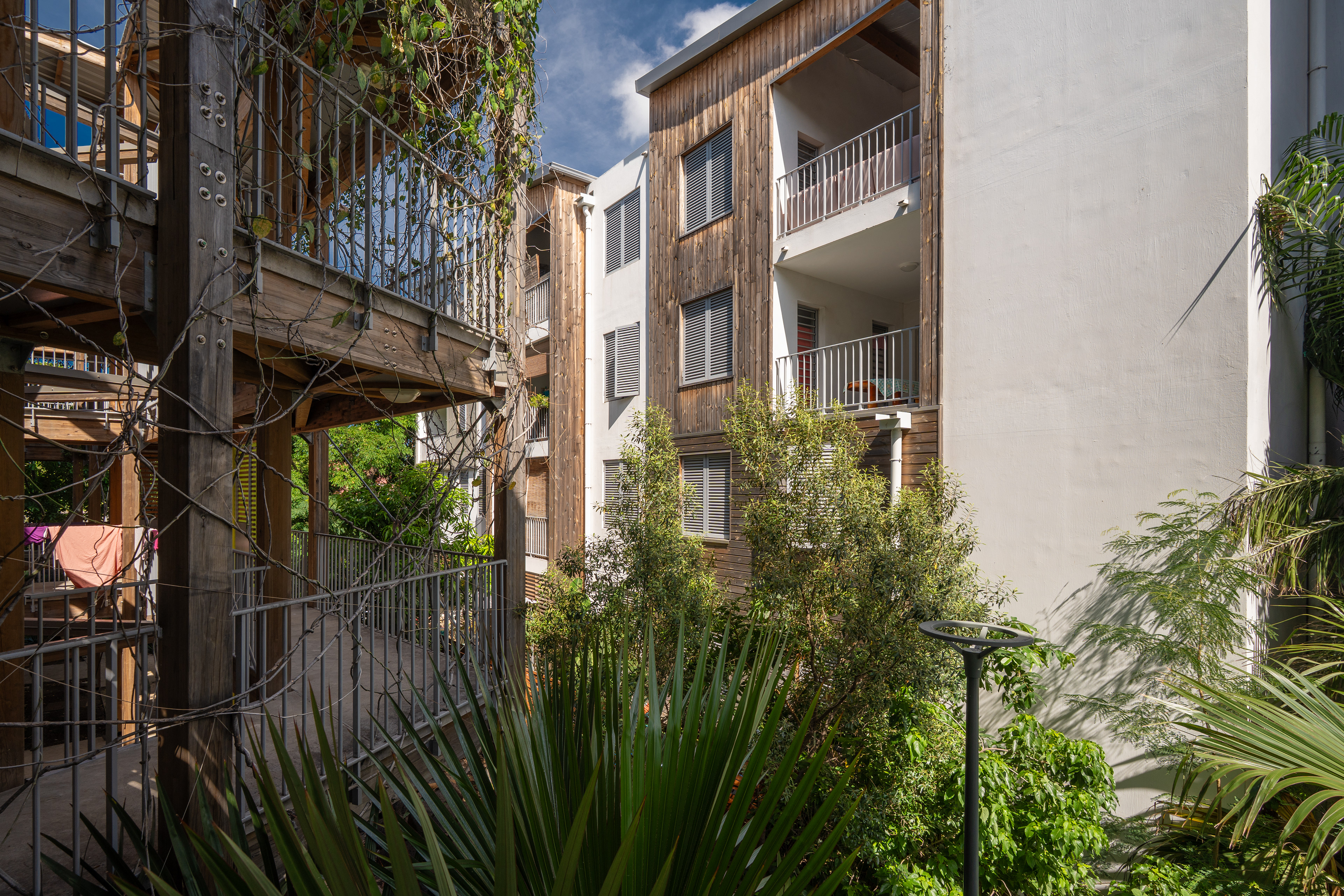 Photographie architecture réunion 974 RESIDENCE LES MAHOTS SEMADER CO-ARCHITECTES LEPORT