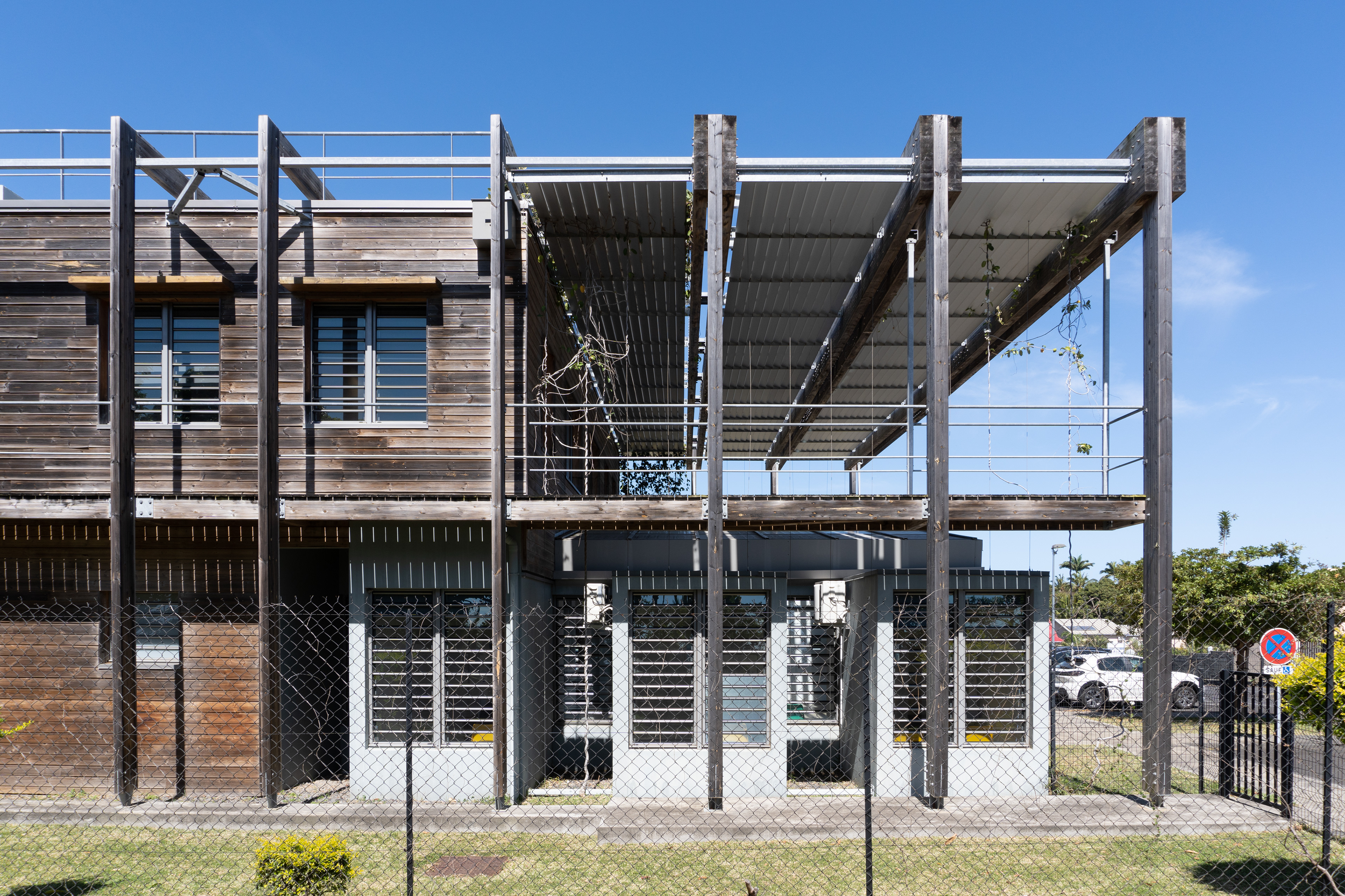Photographie reportage architecture bioclimatique drone réunion SPIP