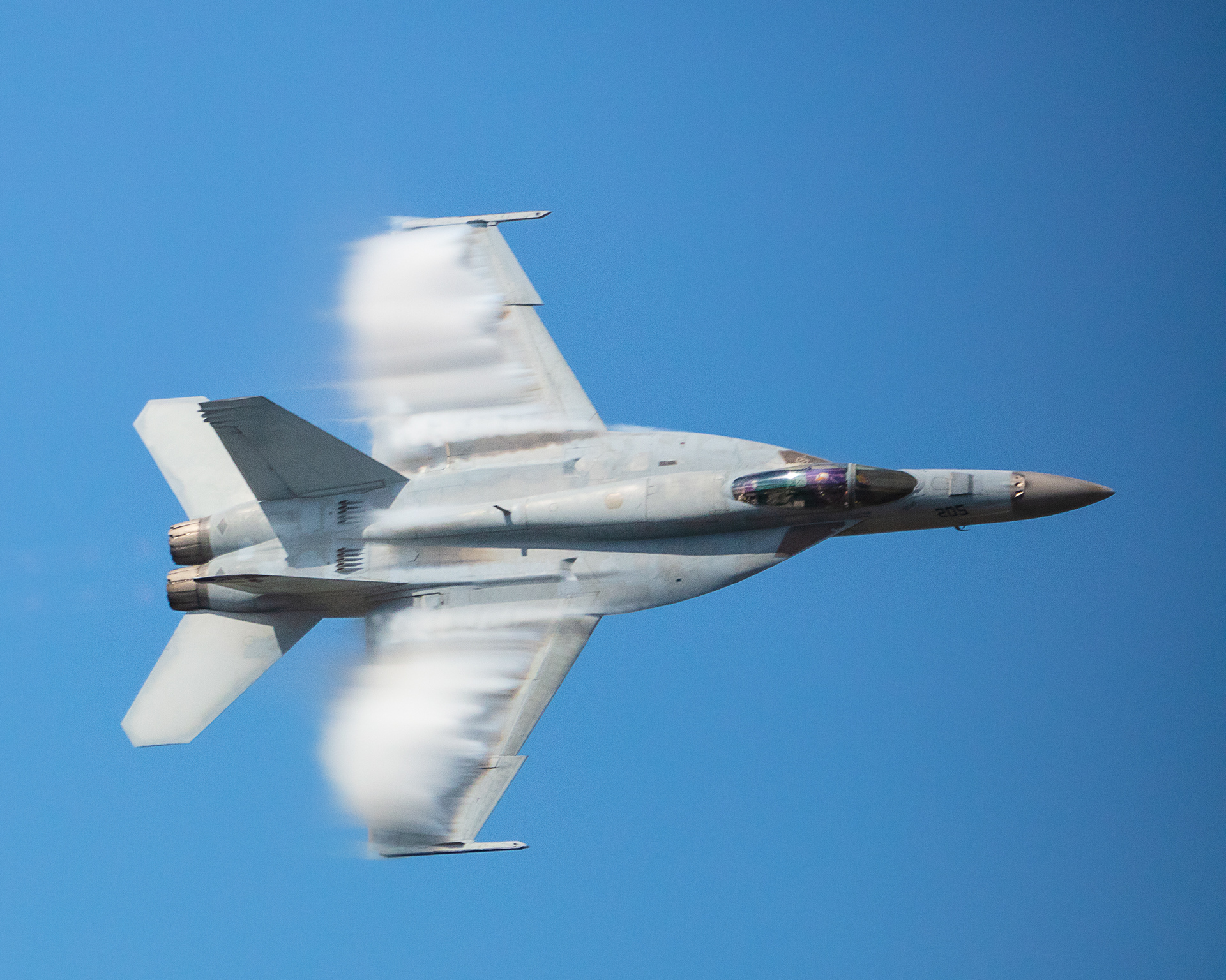 F-18