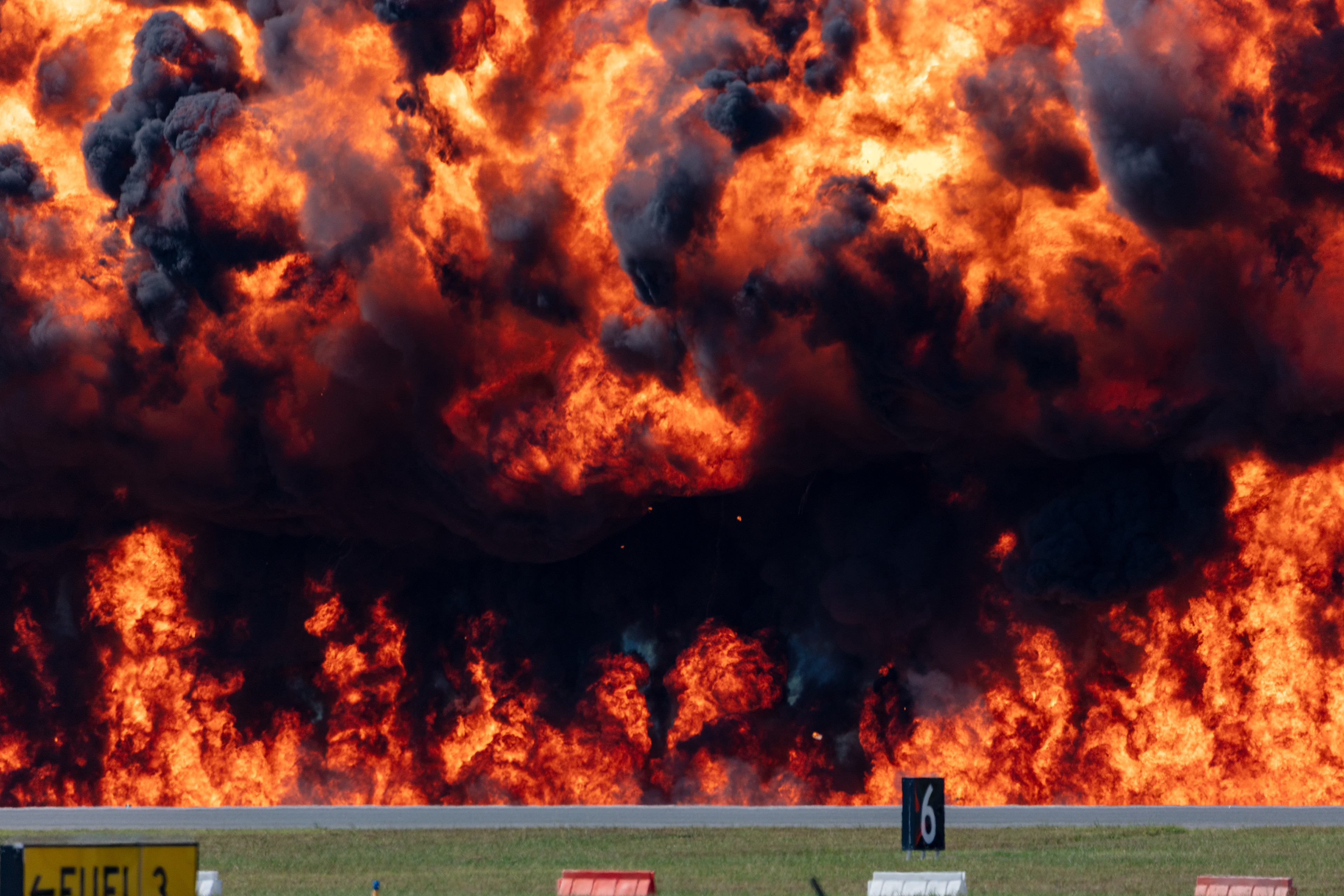 Airshow Pyros