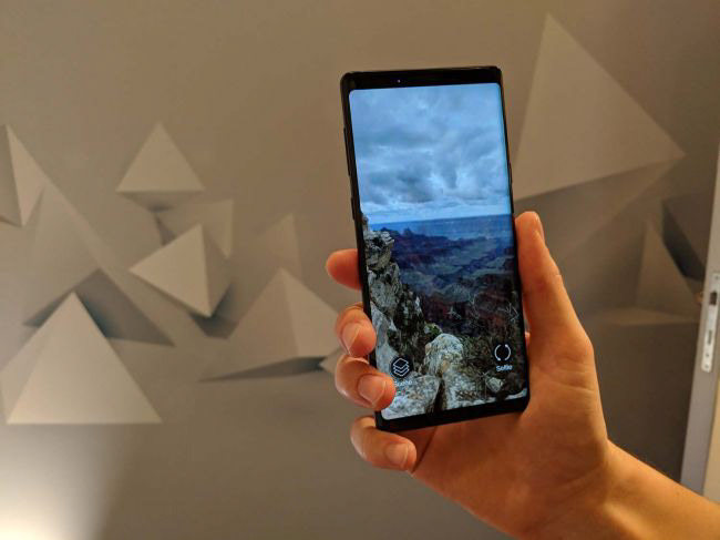 AR Voyager in play
