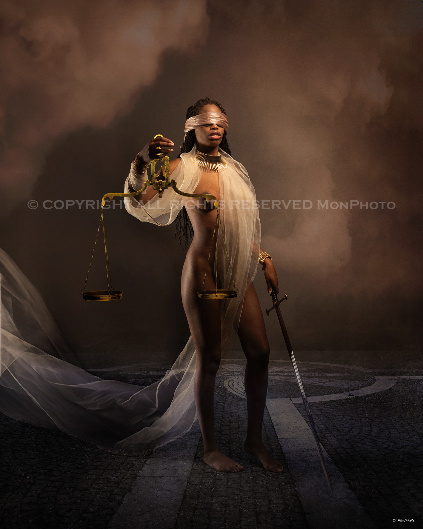 FRENESÍ MODEL. SUCESS. LA JUSTICIA.