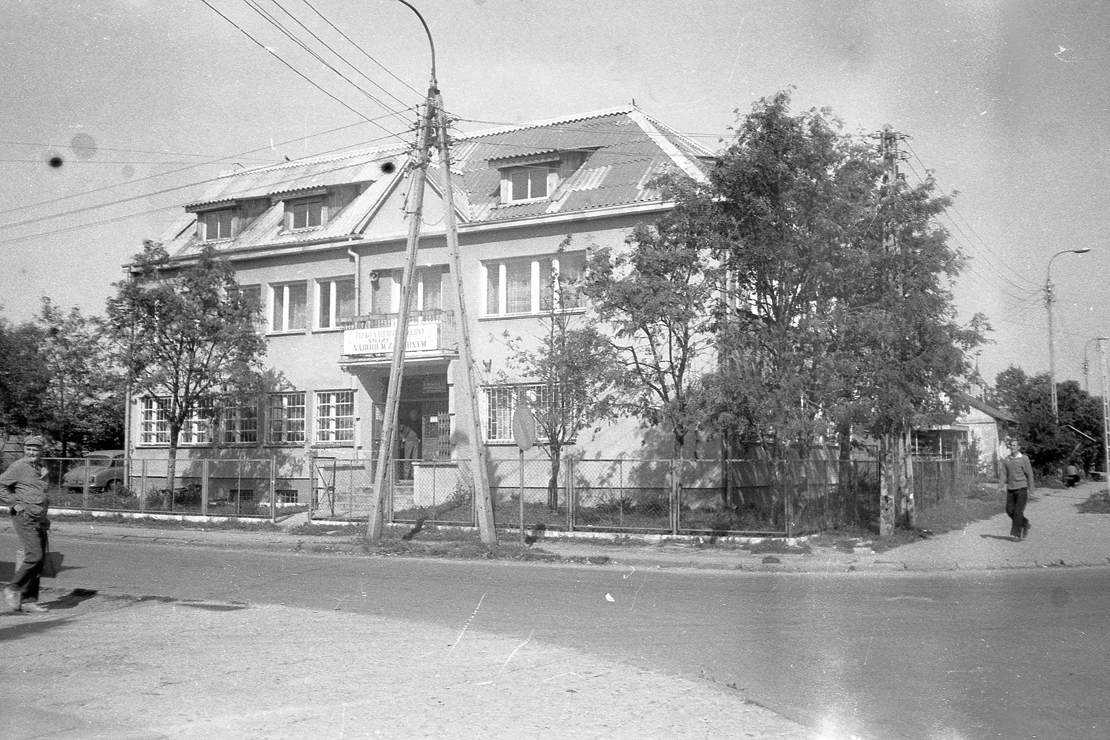 1989.09.18 | Podlasko-Mazurski Bank Spółdzielczy w Zabłudowie przy ul. Surażskiej 2 | z arch. MOAK