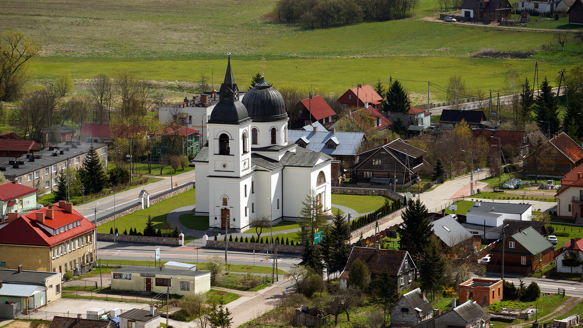 2017.04.03 | Zabłudów - widok na cerkiew pw. Zaśnięcia Najświętszej Marii Panny w Zabłudowie | fot. Jerzy Grabowski
