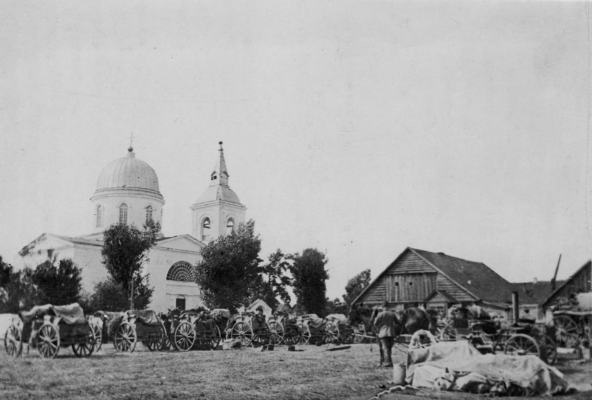 1918 | Widok na cerkiew pw. Zaśnięcia Najświętszej Marii Panny w Zabłudowie, która powstała w latach 1847-1855 | z arch. Aleksandra Sosny