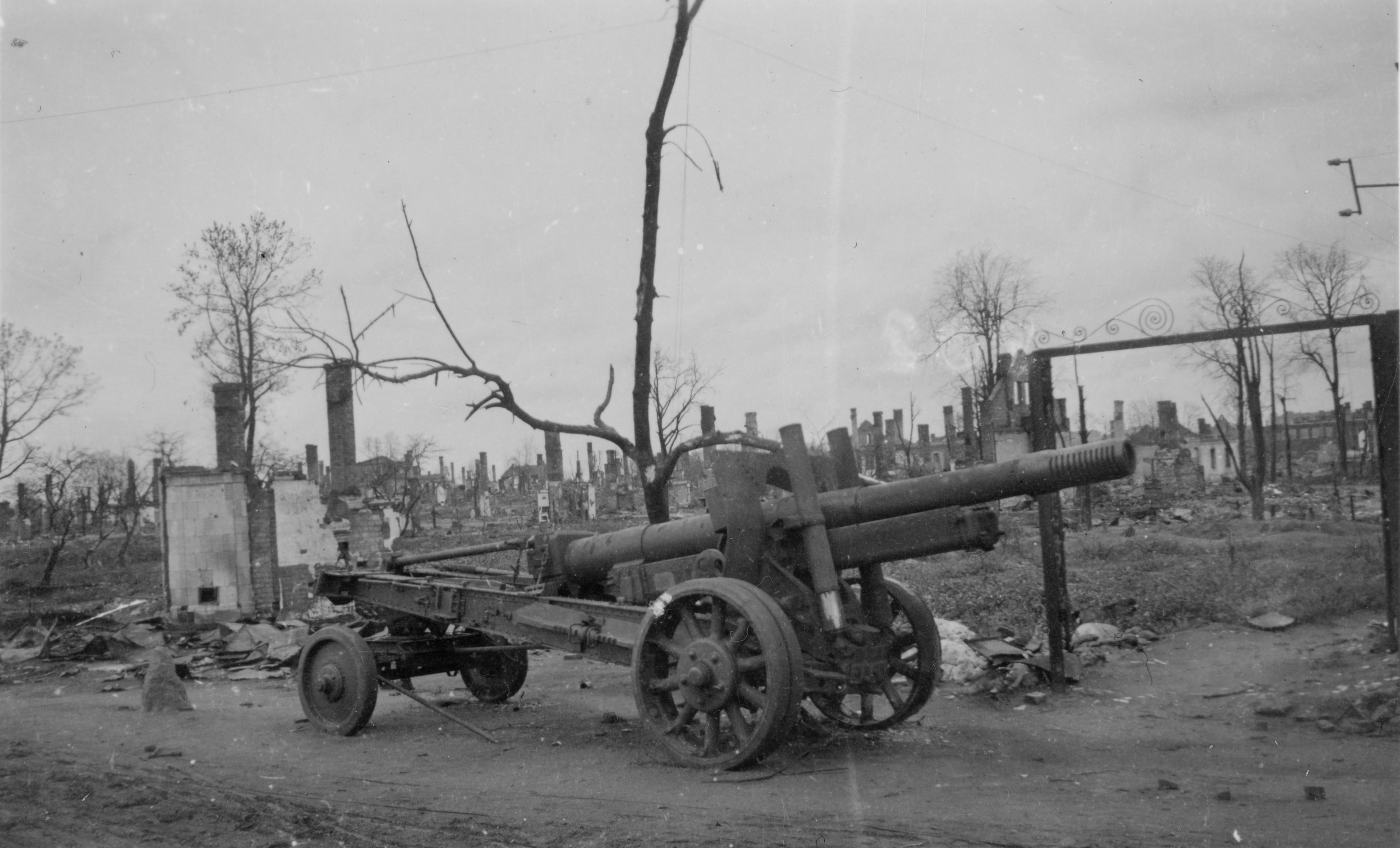 1941.06 | Zabłudów z ogromem zniszczeń | z arch. ks. Andrzeja Górskiego