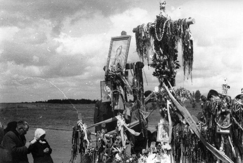 1965.05 | Miejsce cudu zabłudowskiego | z arch. Archiwum Archidiecezjalnego w Białymstoku