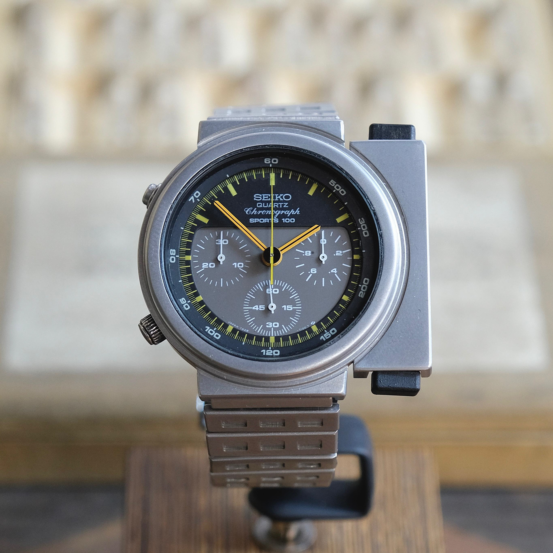 © WATCH GARAGE