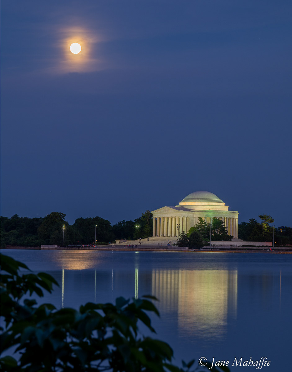 Full Moon Jefferson Memorial 5/11/2025