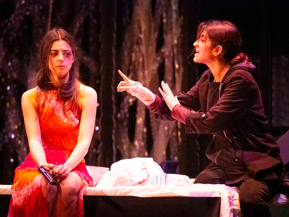 Biteatral - Sabıkalı Kalpler