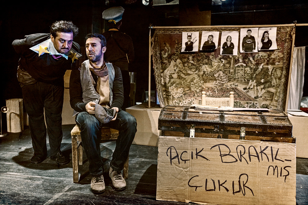 AA Tiyatro - Büyük Şehir