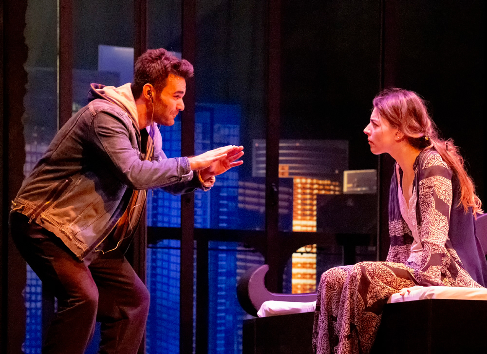 Biteatral - Sabıkalı Kalpler