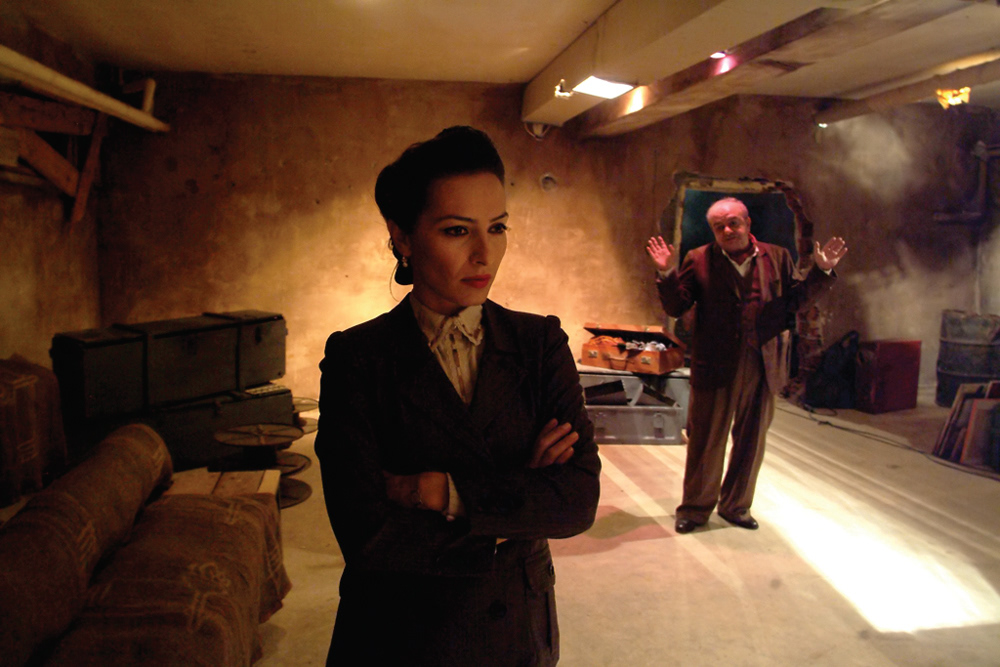 Duru Tiyatro / Arif Akkaya - Bana Bir Picasso Gerek