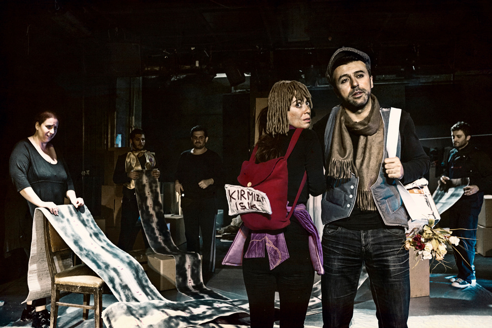 AA Tiyatro - Büyük Şehir