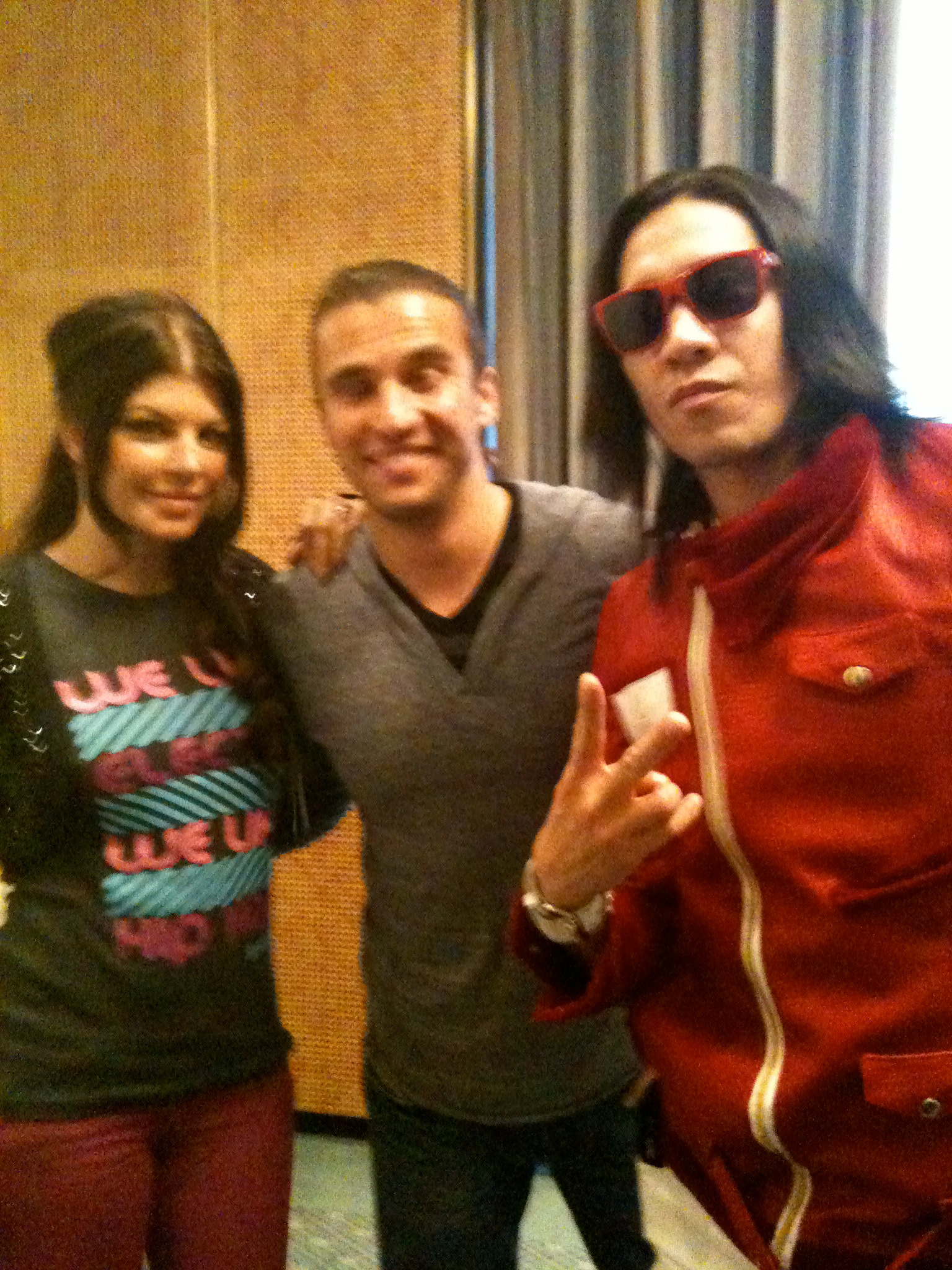 Mit Fergie und Taboo von den Black Eyed Peas.