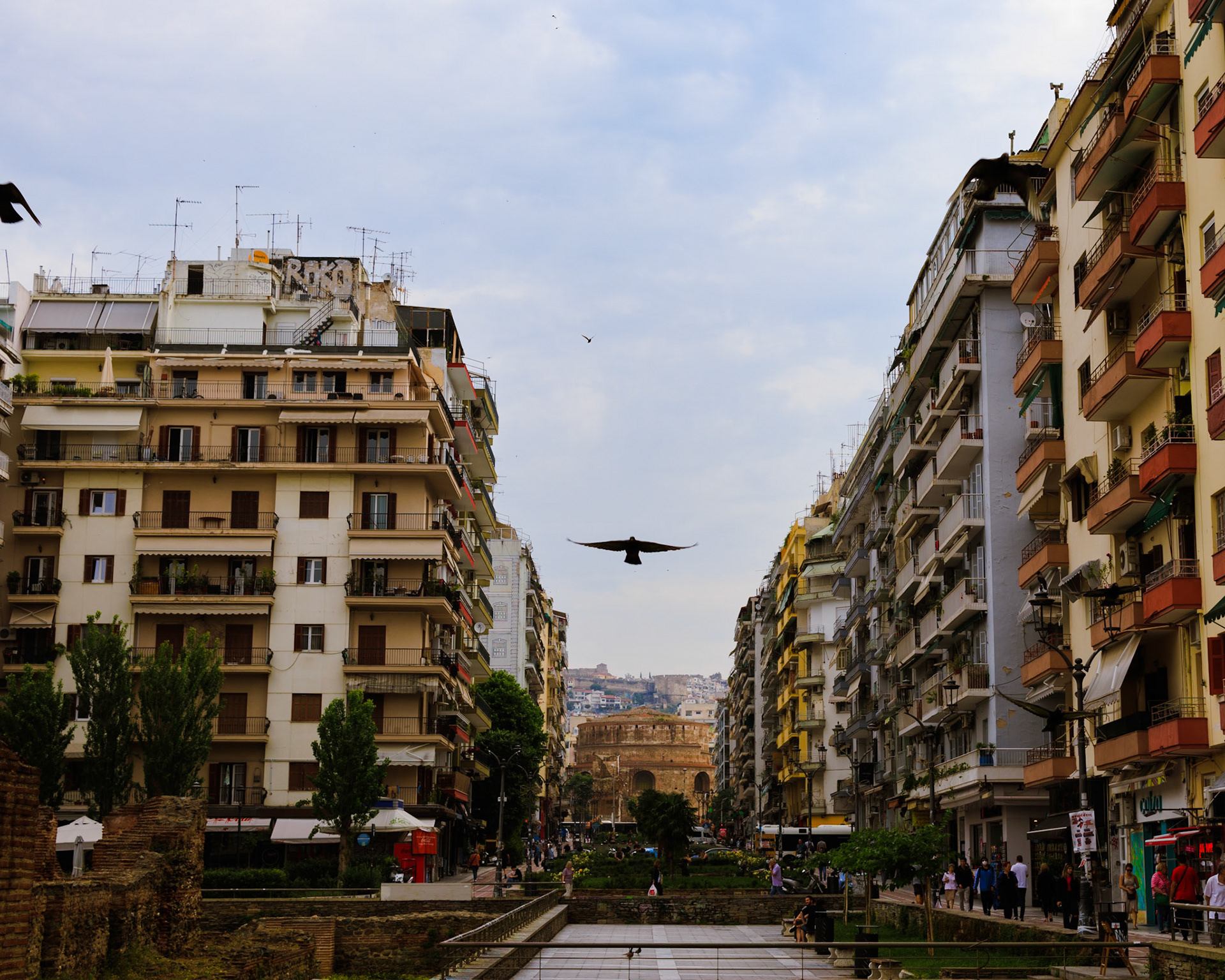 View of the Arch of Galerius and Rotunda in Thessaloniki