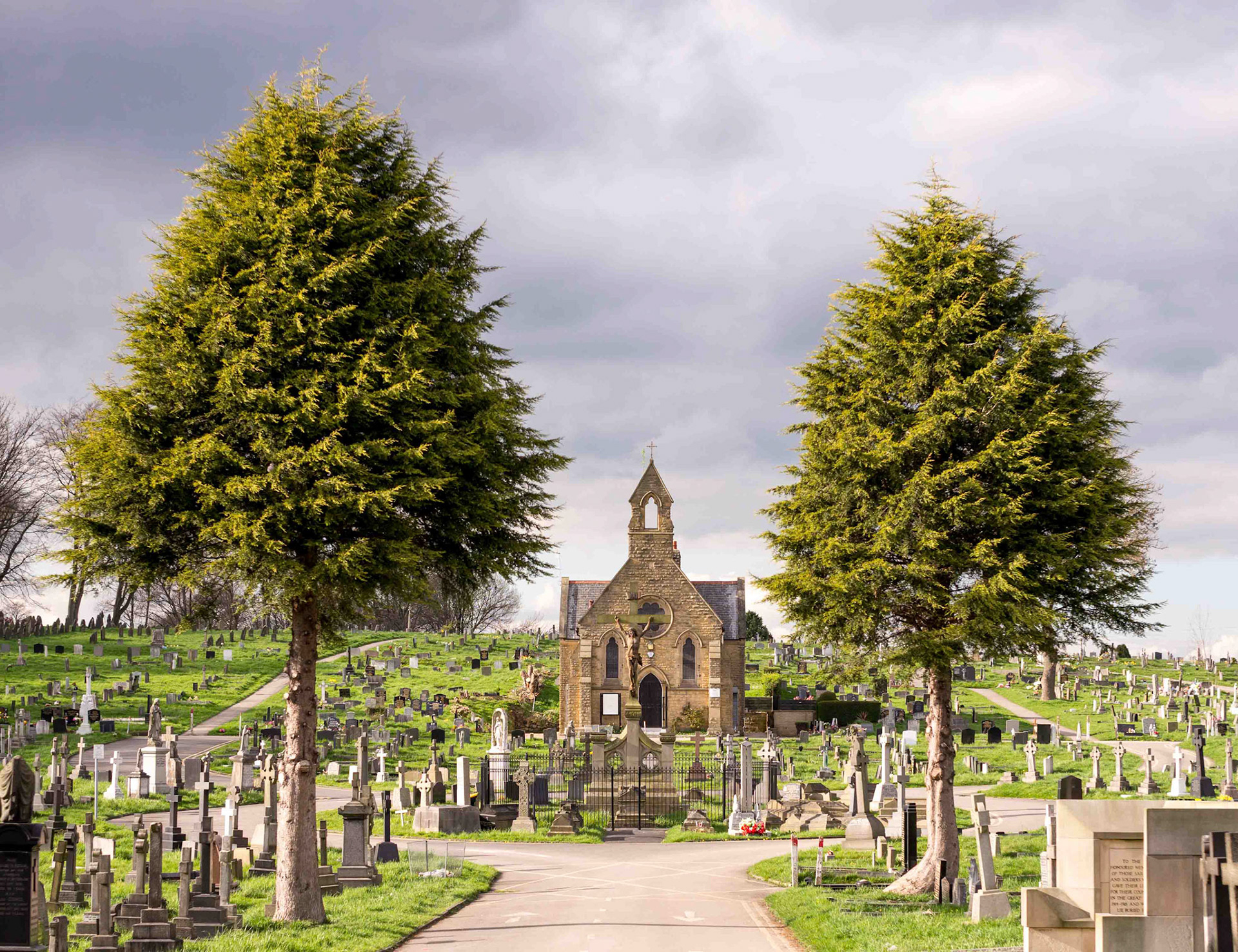 Killingbeck Cemetery - Leeds West Yorkshire UK 2017