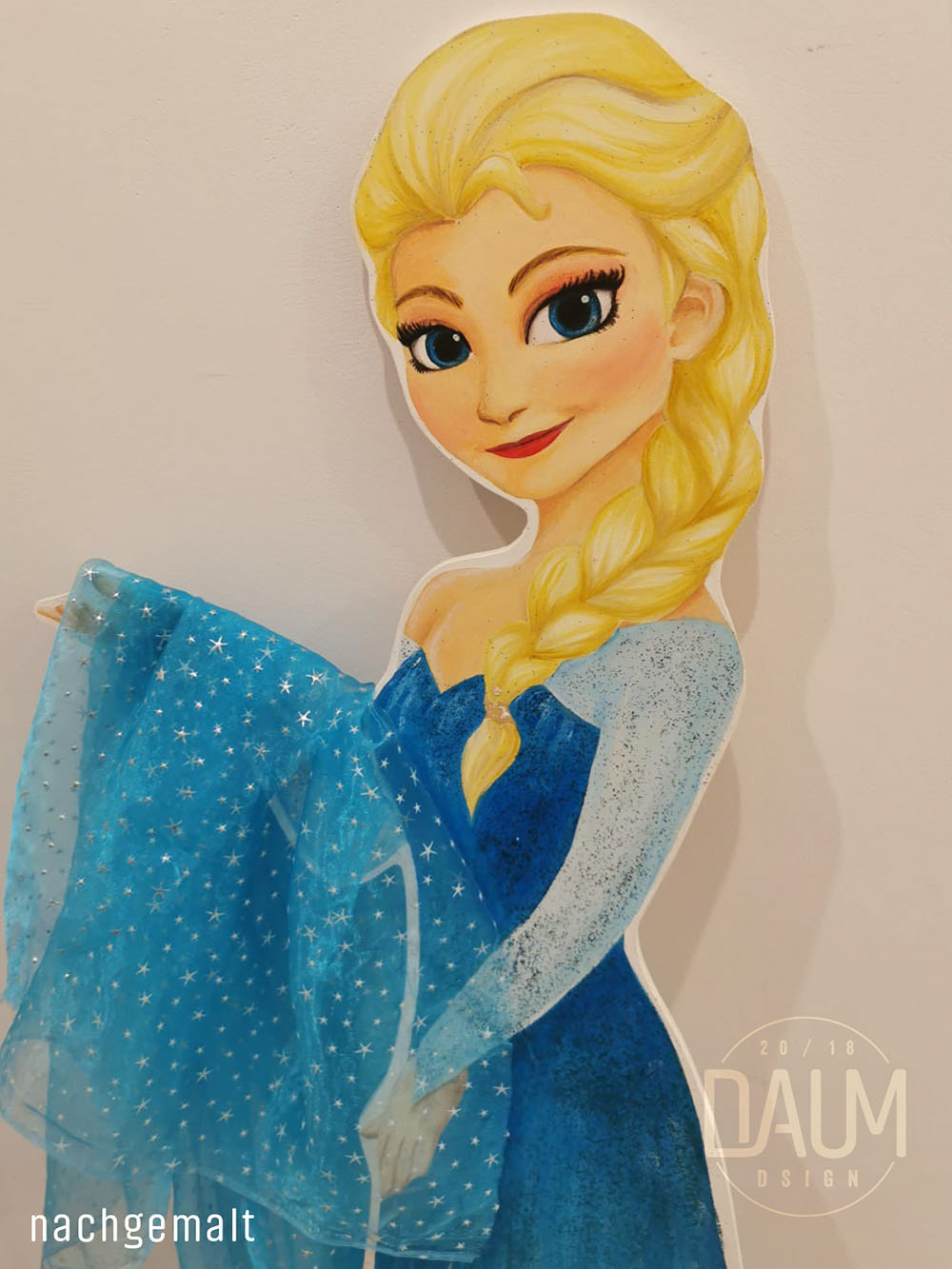 Elsa auf Holzbrett (1,2 m hoch)