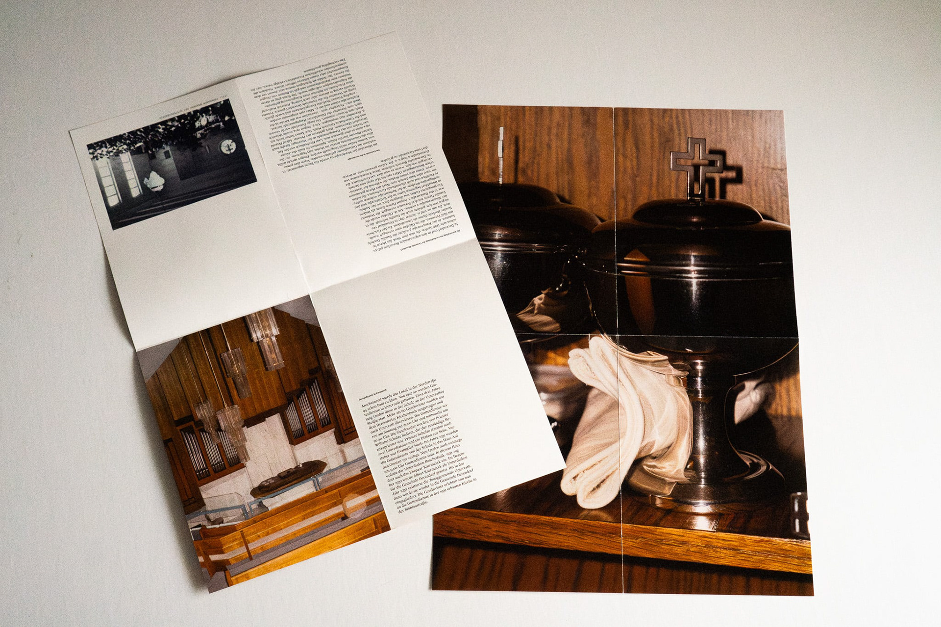 Einzelne Plakatseiten, Vorder- und Rückseite, 2023