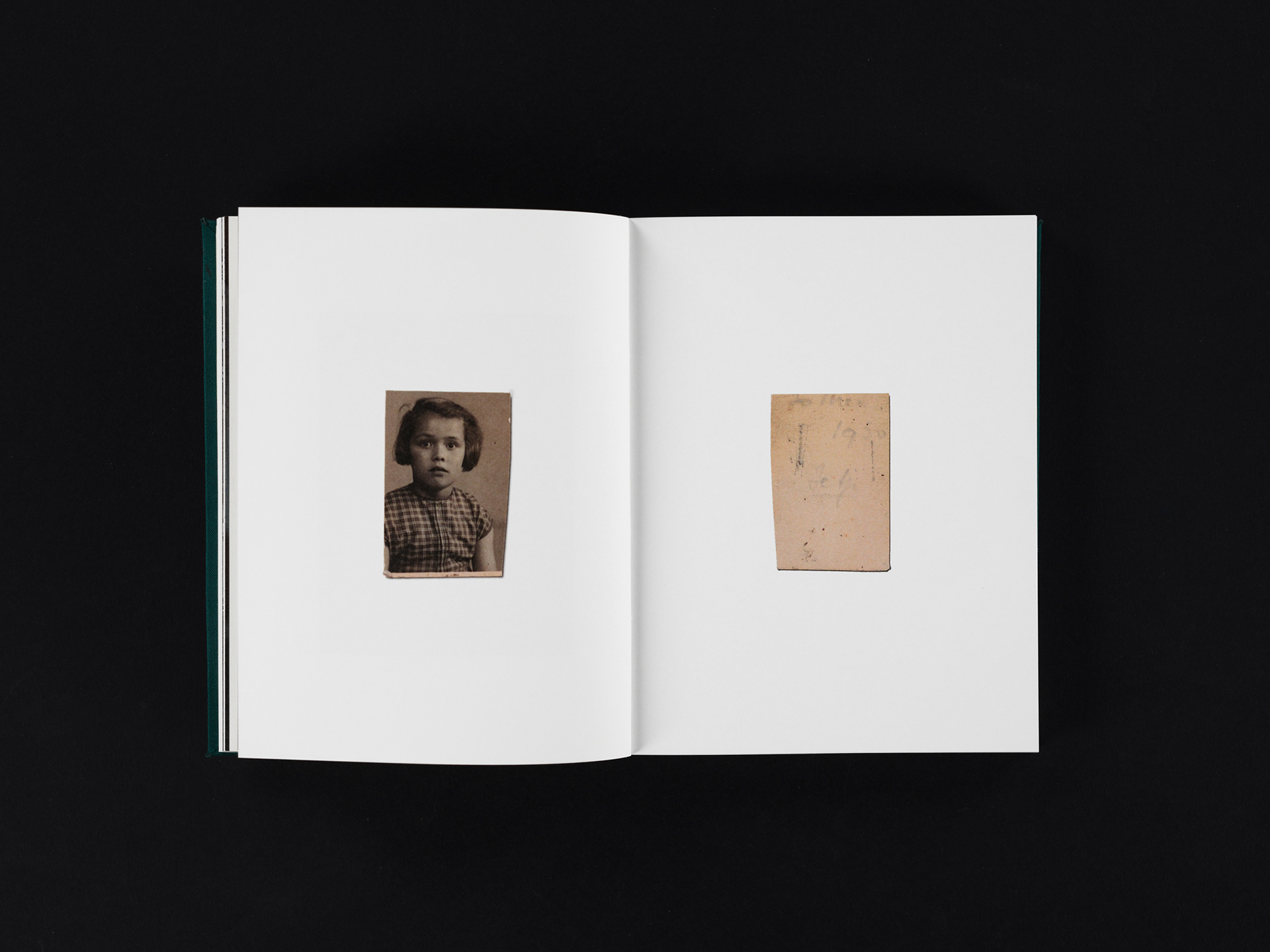 Fotobuch LE[S]BEN, 2026, S. 26-27