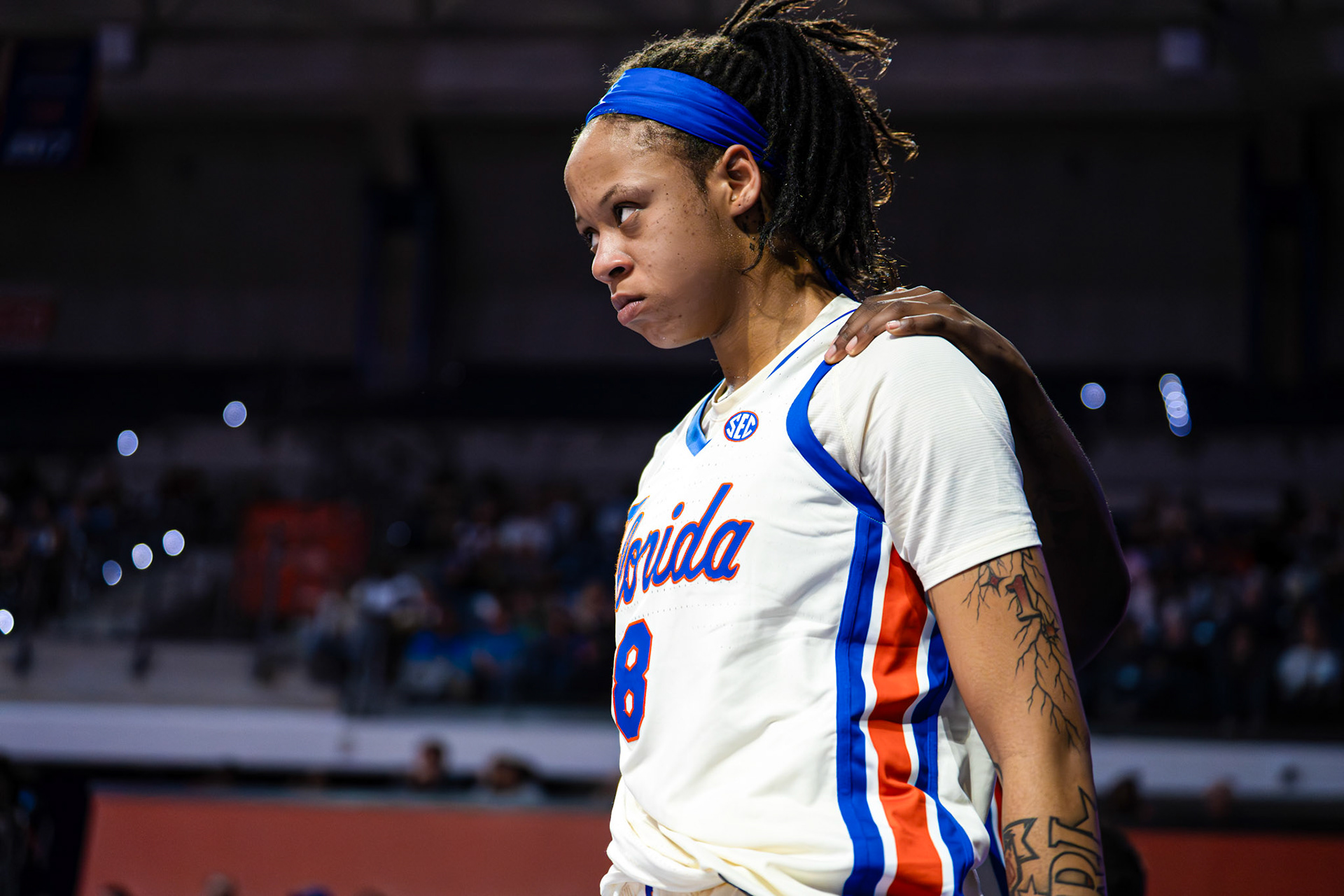 Forida forward Me’Arah O’Neal (8) shows frustration while playing South Carolina during the second half of an NCAA college basketball game  Sunday, Jan. 4, 2026, in Gainesville, Fla. (AP Photo/Morgan Hurd)