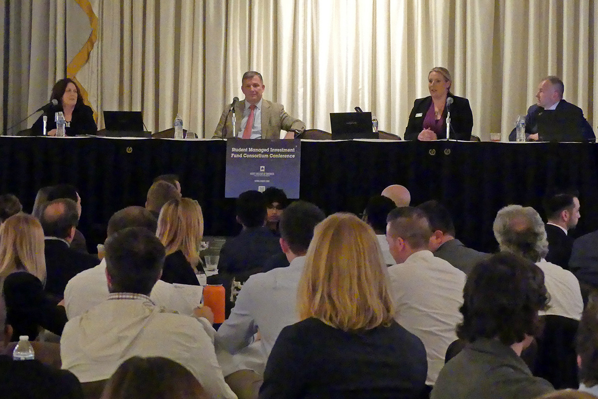 Dr. Anne Drougas, Dominican University; Alvin Kressler, CMT Association; Tiffany Dolby, Charles Schwab & Co.; and Buff Dormeier, CMT, Kingsview Partners
