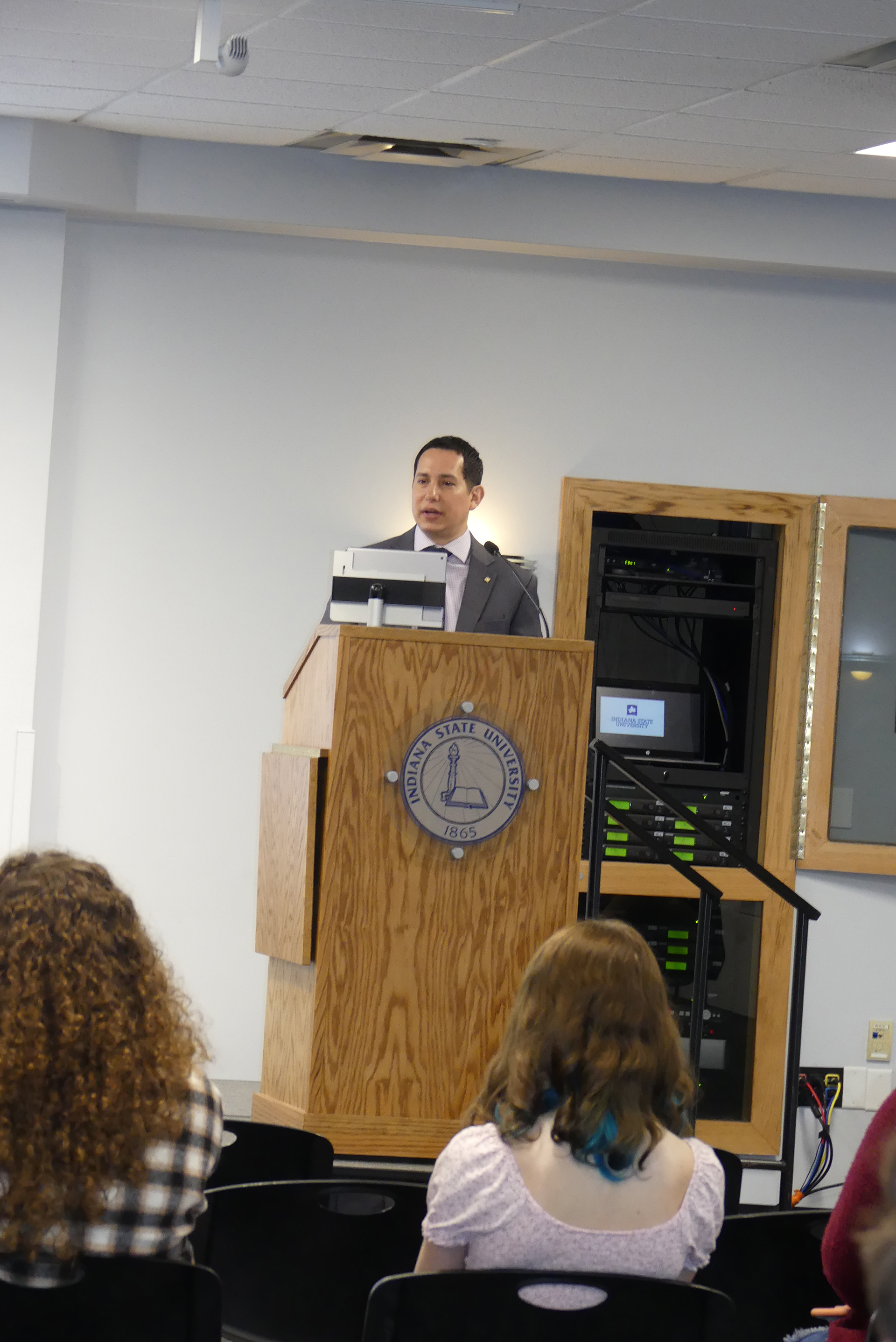 Brian Jimenez: "Ethical Lending Practices in Banking"