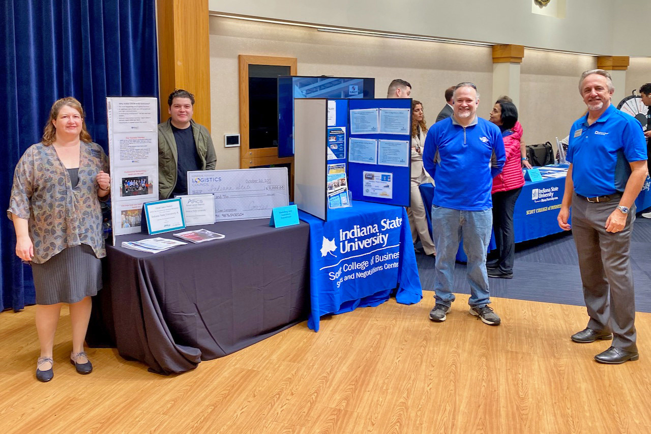 Majors Fair - Sales and Negotiations. Dr. David Fleming and Dr. Ricky Fergurson