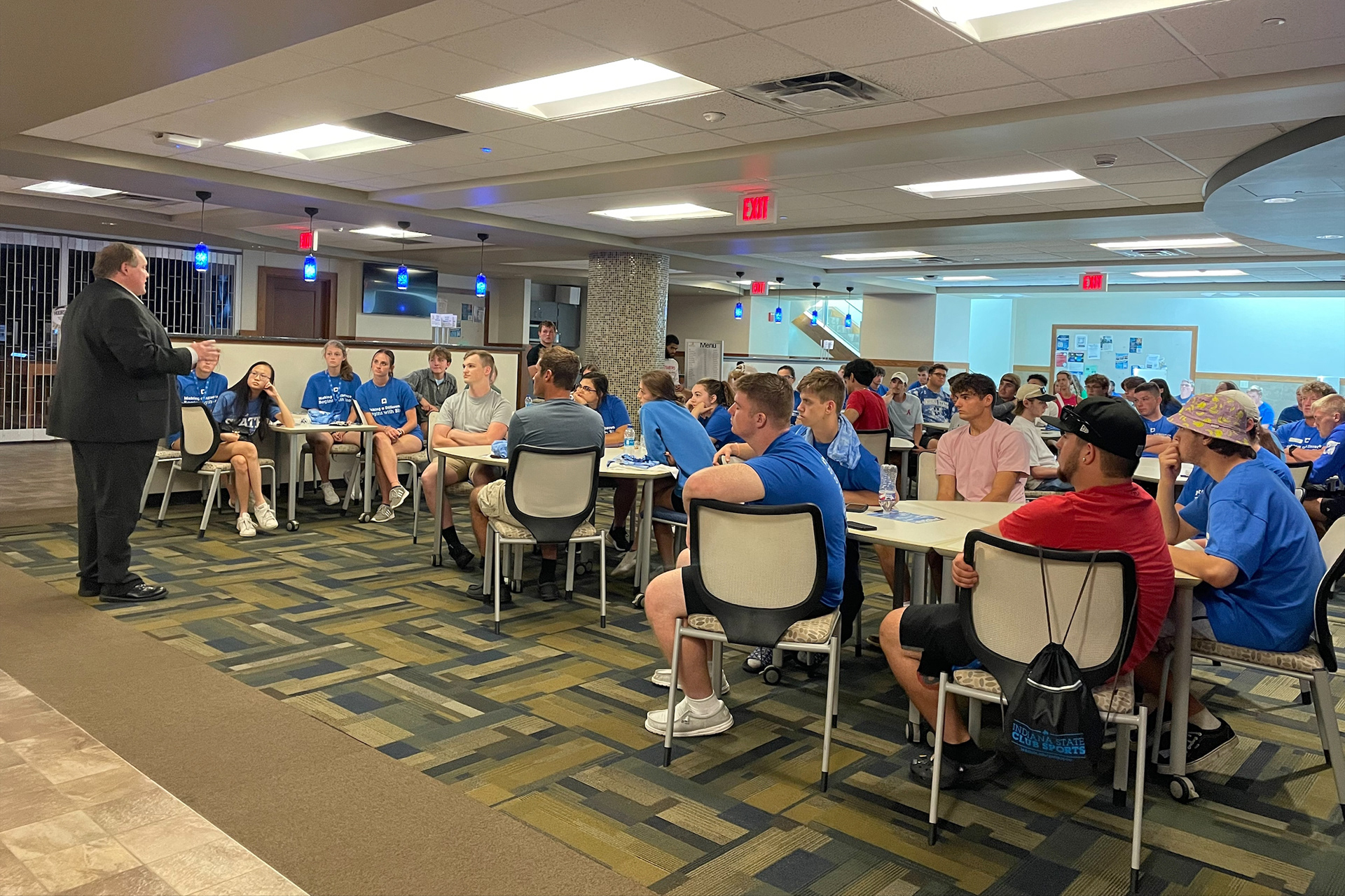 Dean Terry Daugherty addressing returning students