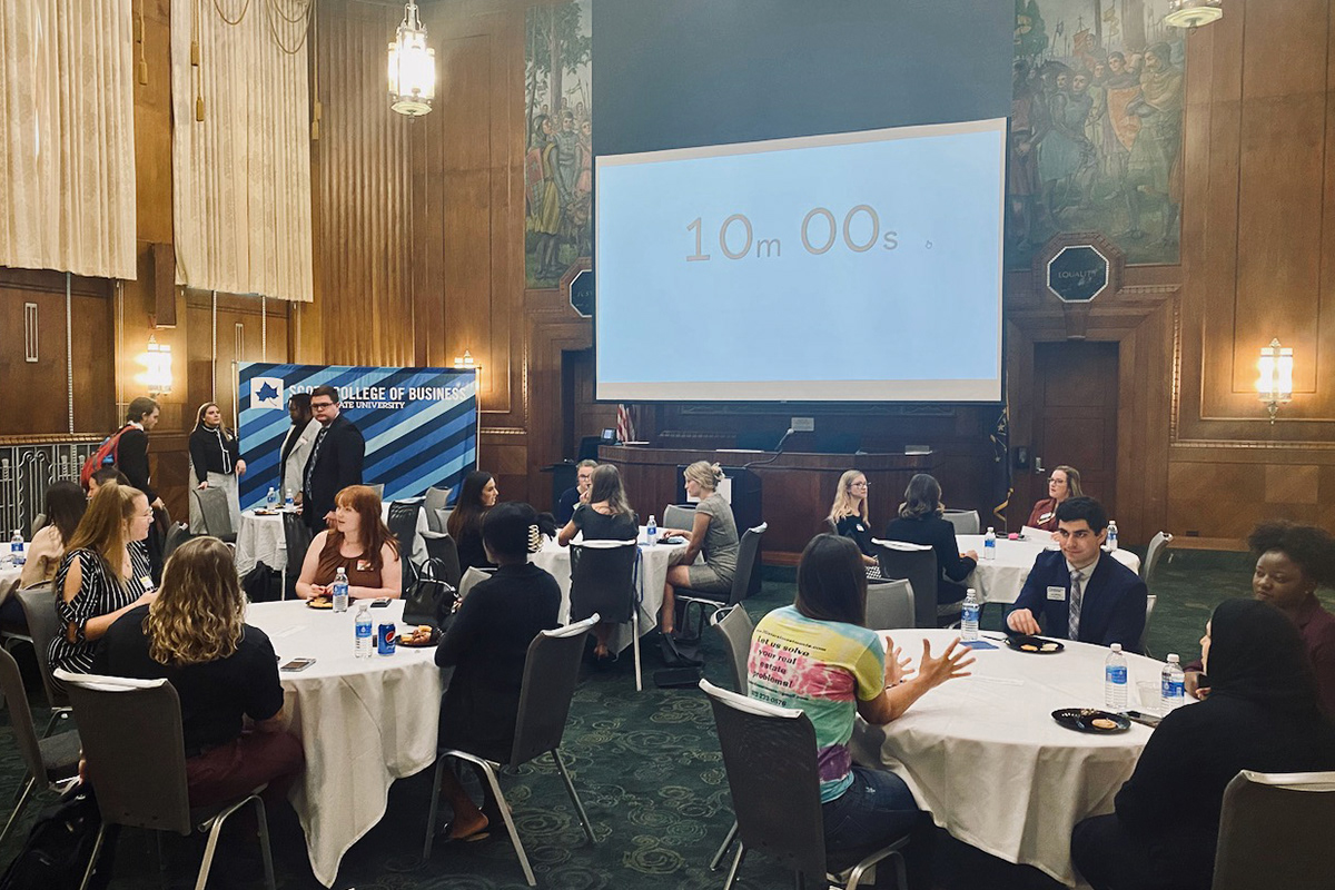Delta Sigma Pi / Women in Business Round Table event - September 14, 2022