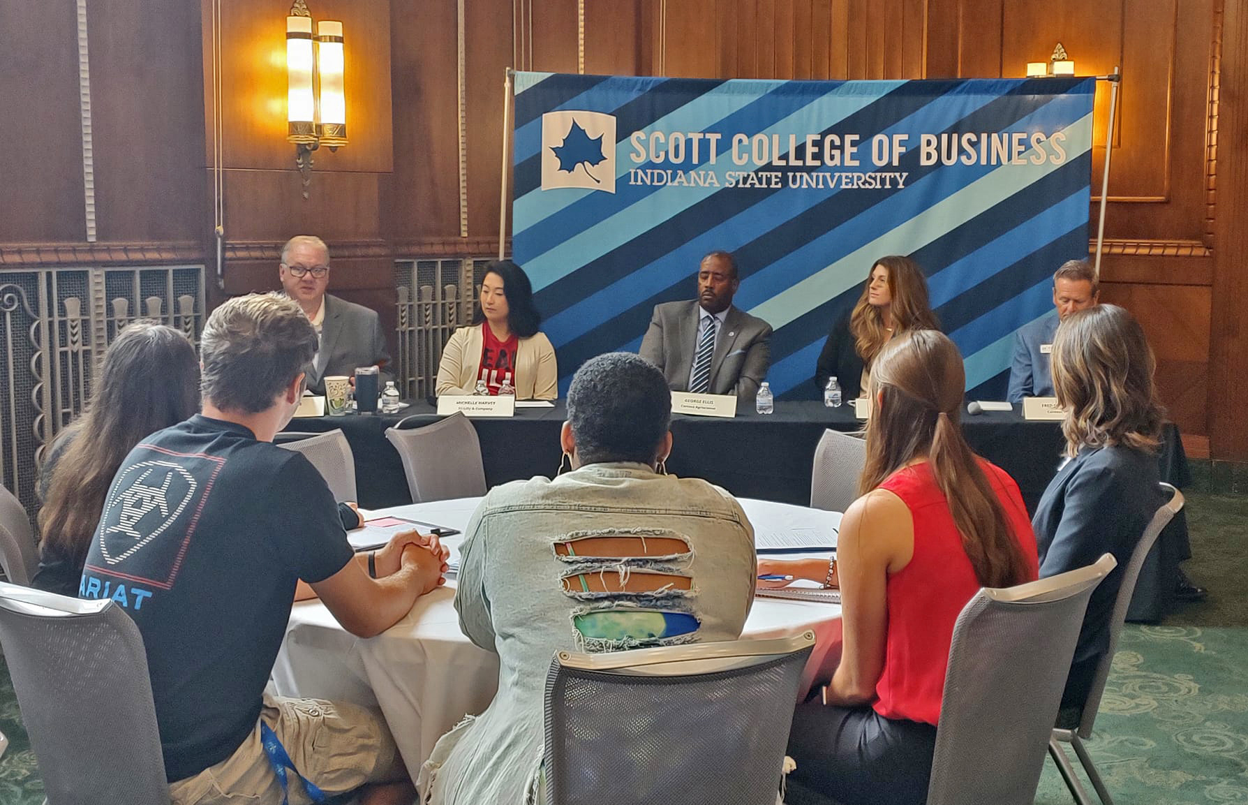 The panel discussion with Mark Linville, Rolls Royce; Michelle Harvey, Eli Lilly & Co.; George Ellis, Corteva Agriscience; Kelsey Van Scyoc, Toyota Material Handling; and Fred Cartwright, Conexus Indiana.